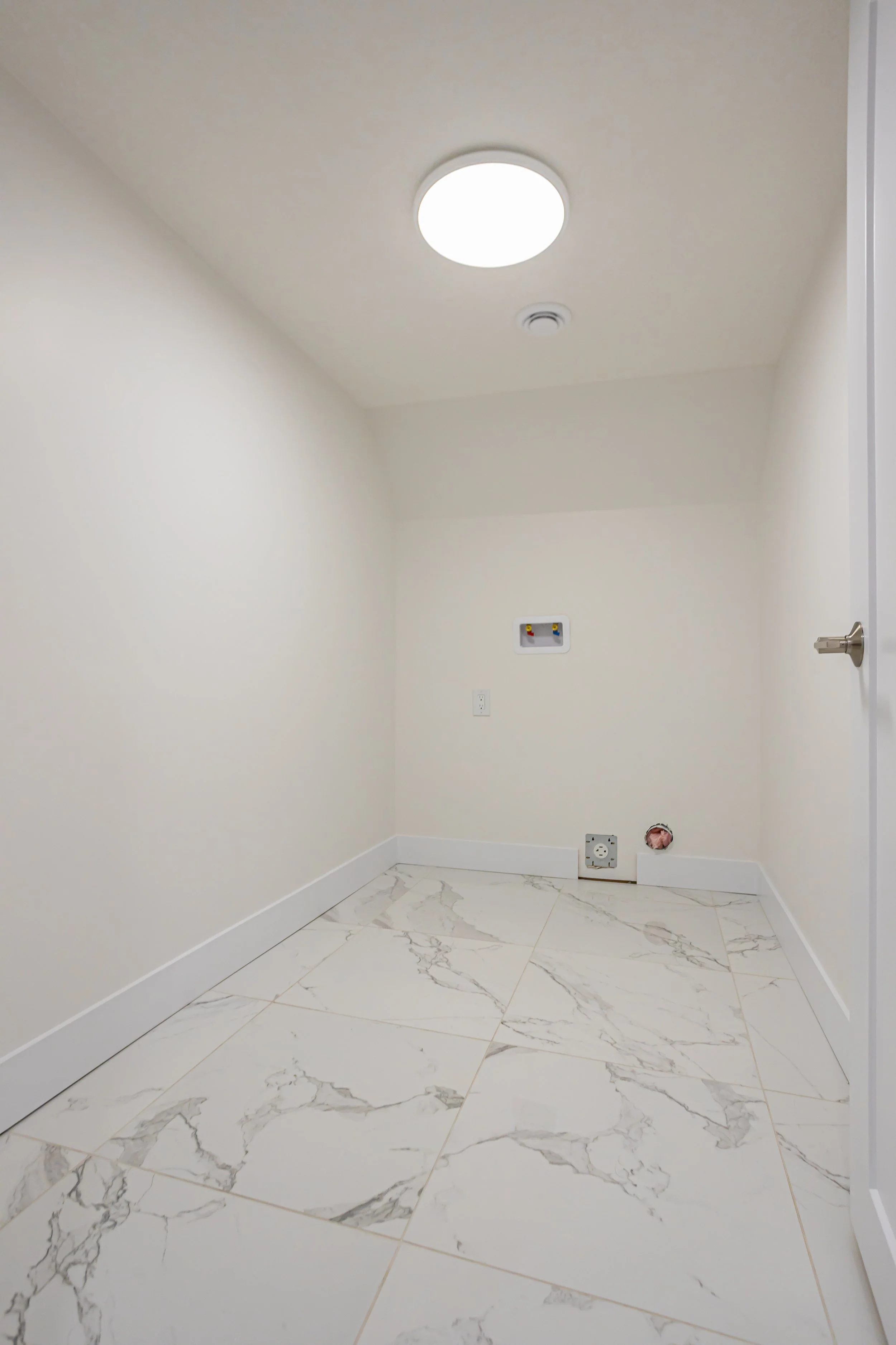 3359 Regiment Rd-33.jpg