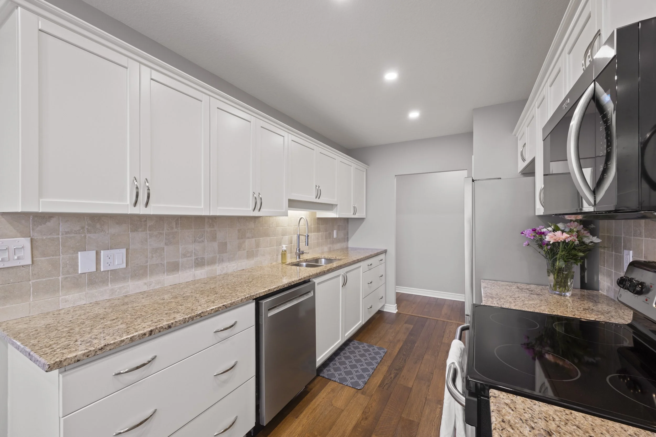 1104-353 Commissioners Rd W -20.JPG