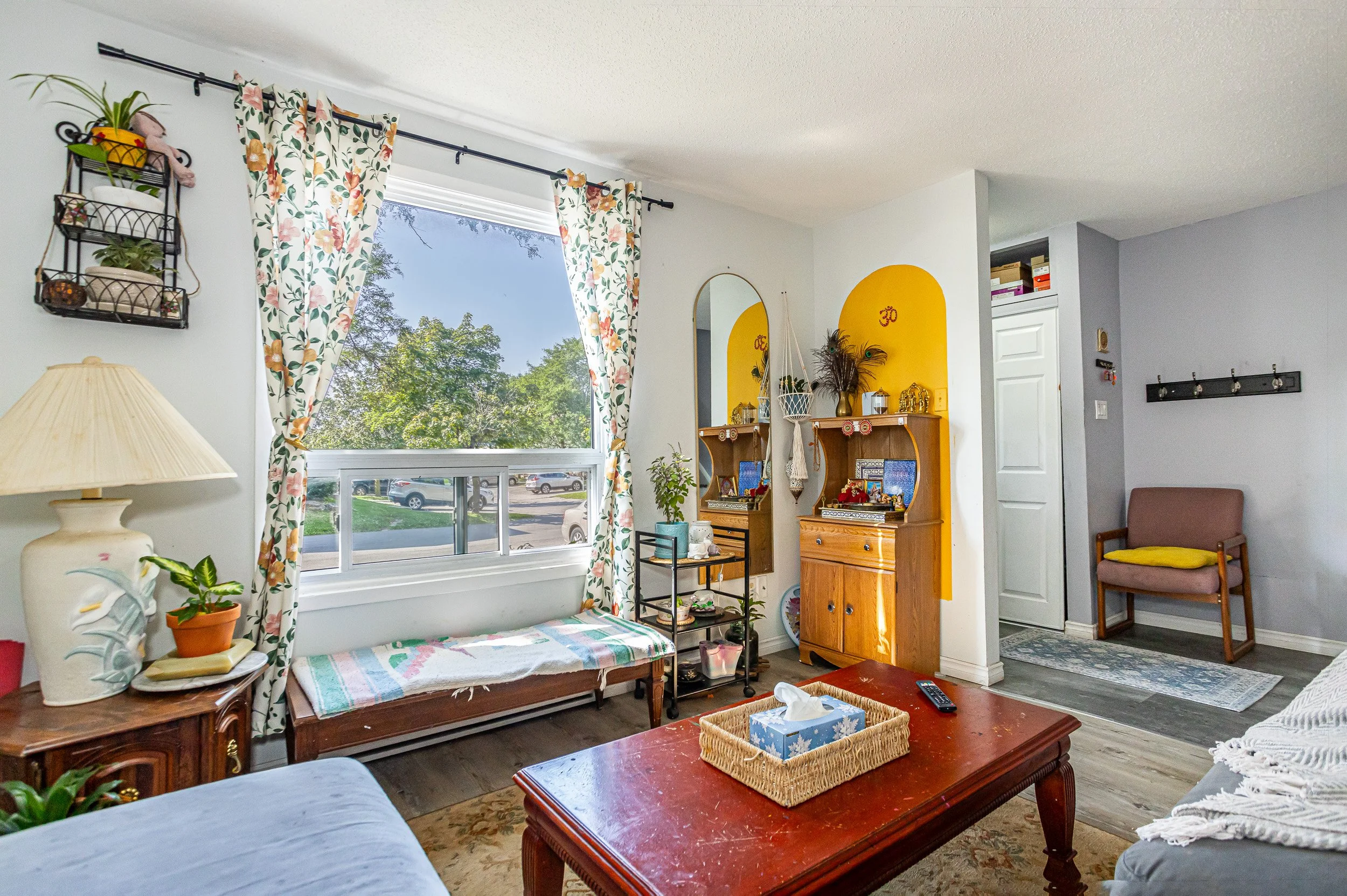 22-311 Vesta Rd-11.jpg