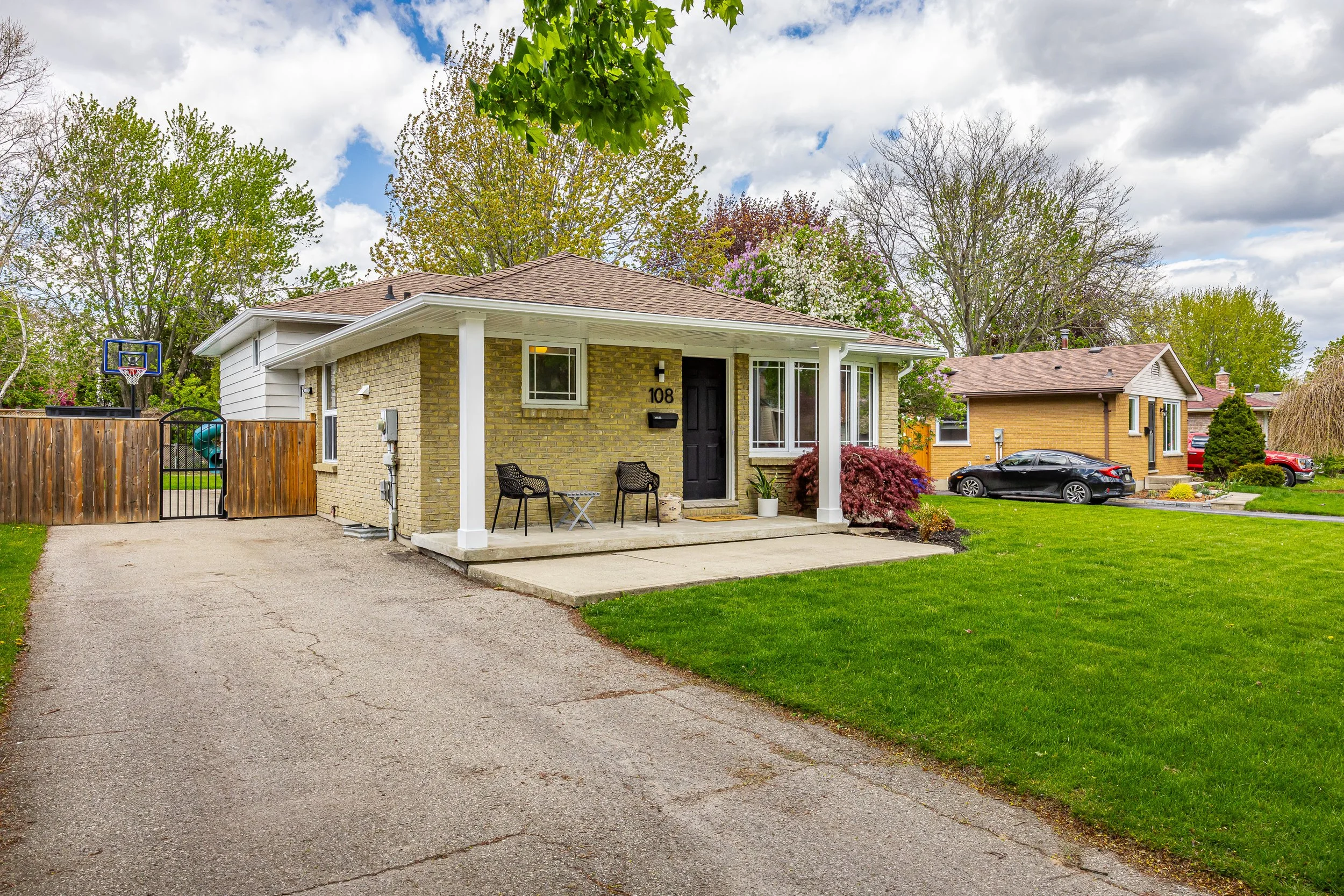 108 Brunswick Ave -04.jpg