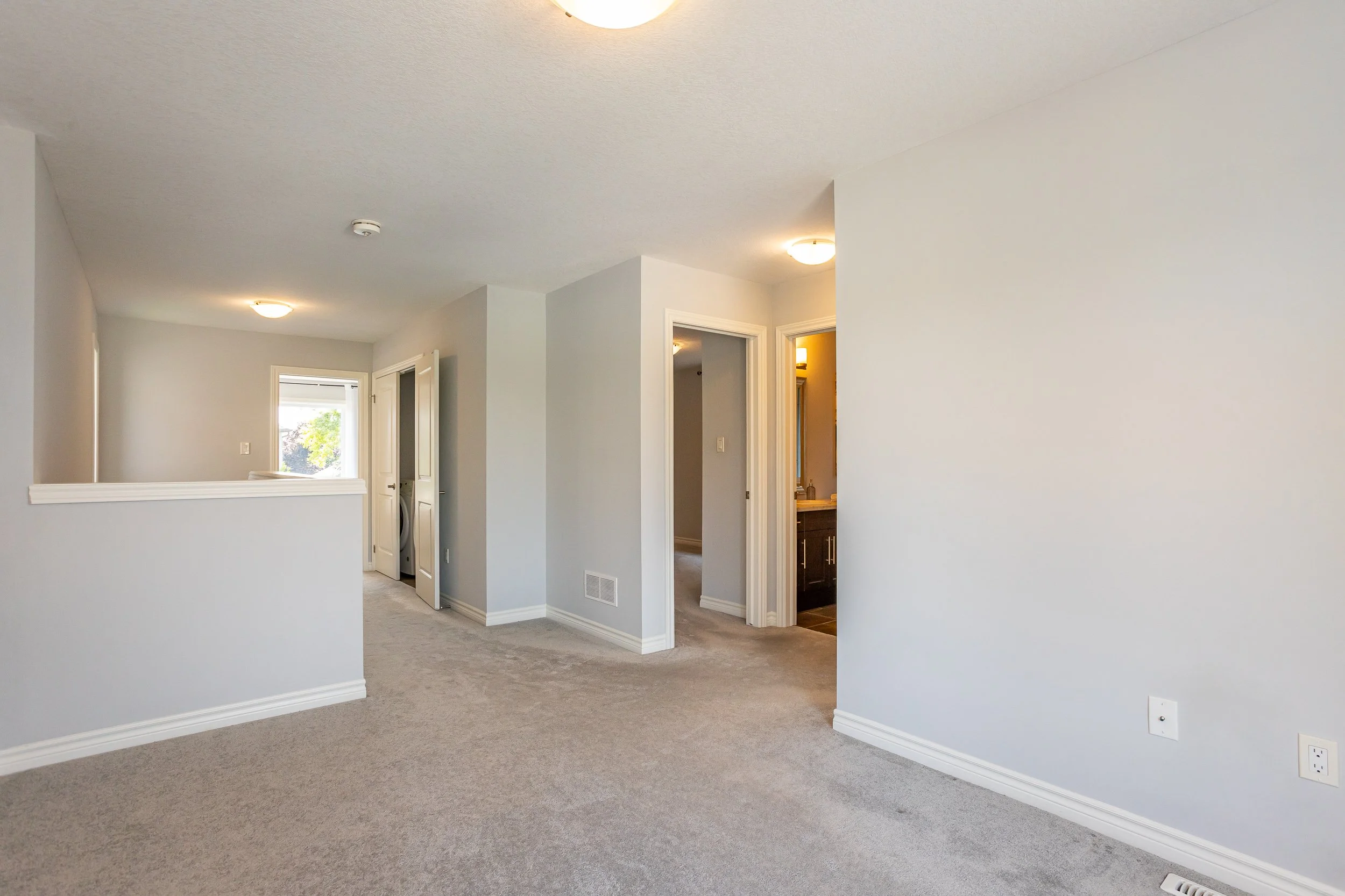 1675 Valhalla St-29.jpg