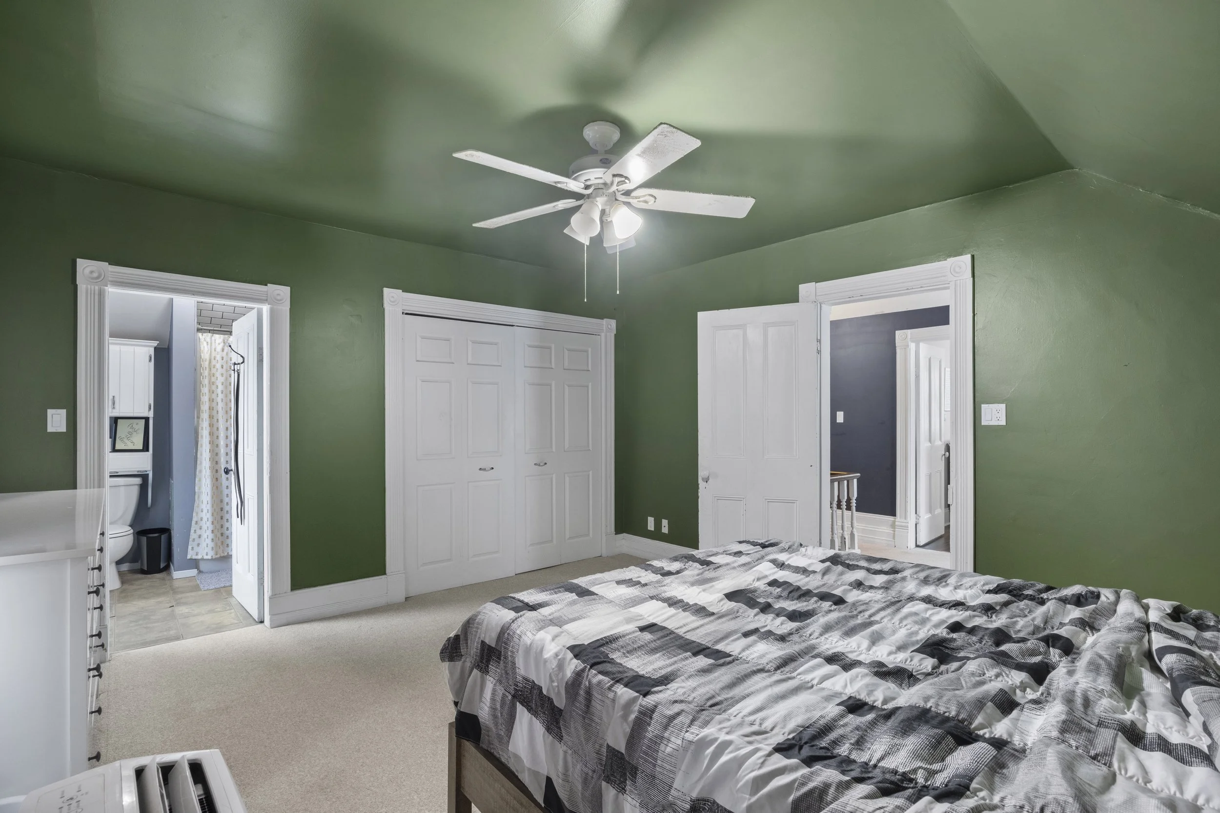 147 St Andrew St -24.JPG