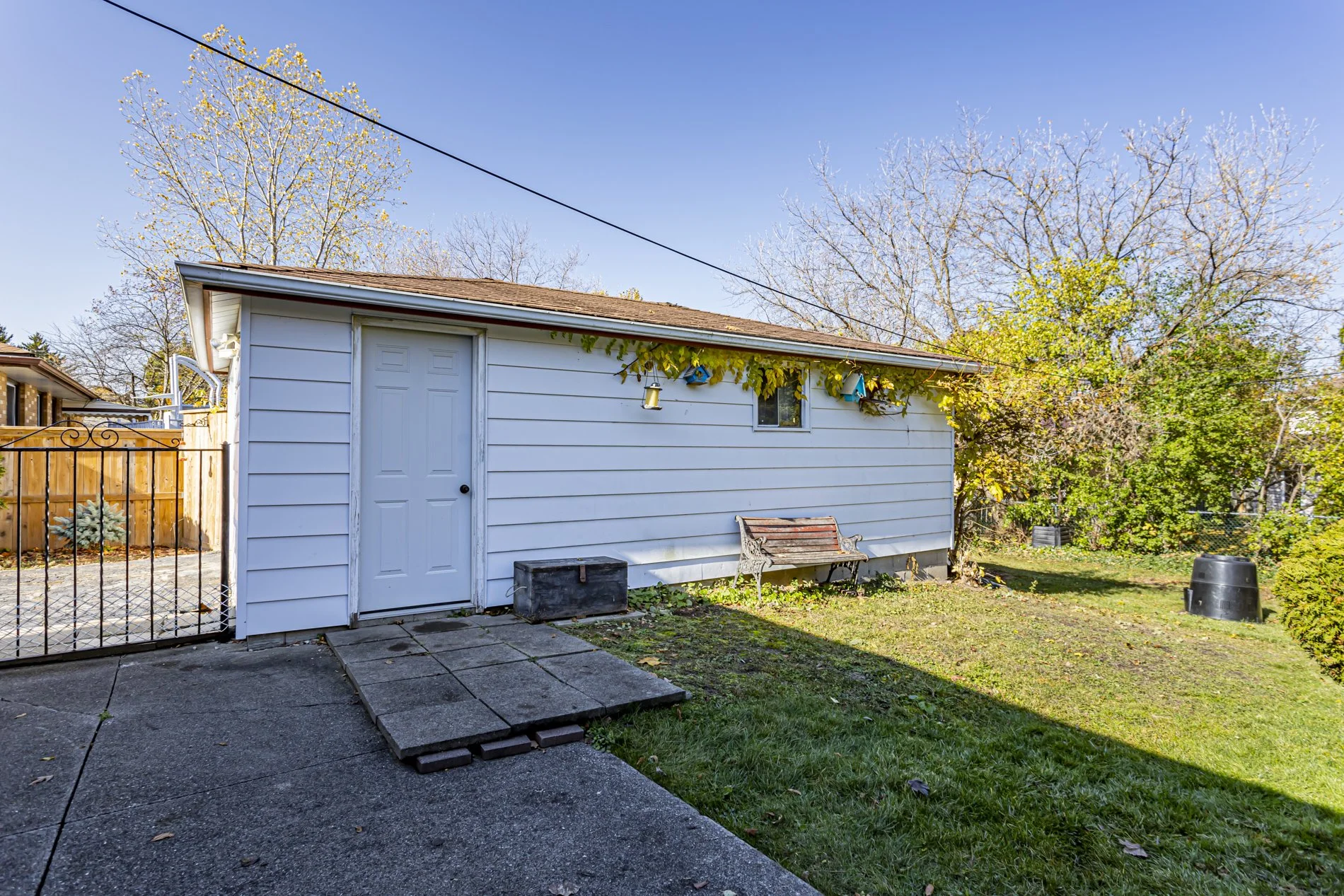 166 Base Line Rd W_42.JPG