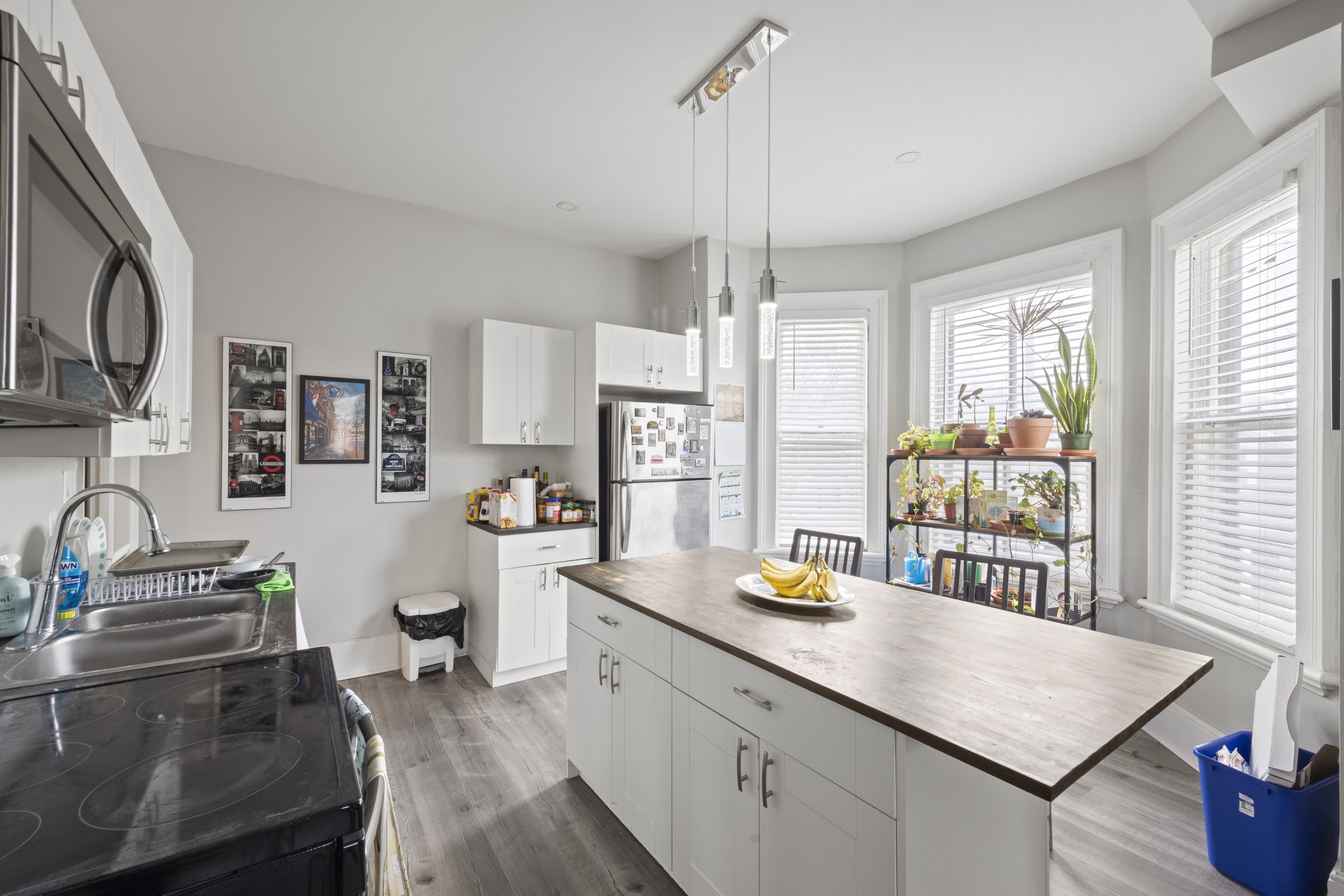 434 Dufferin Ave -09.JPG