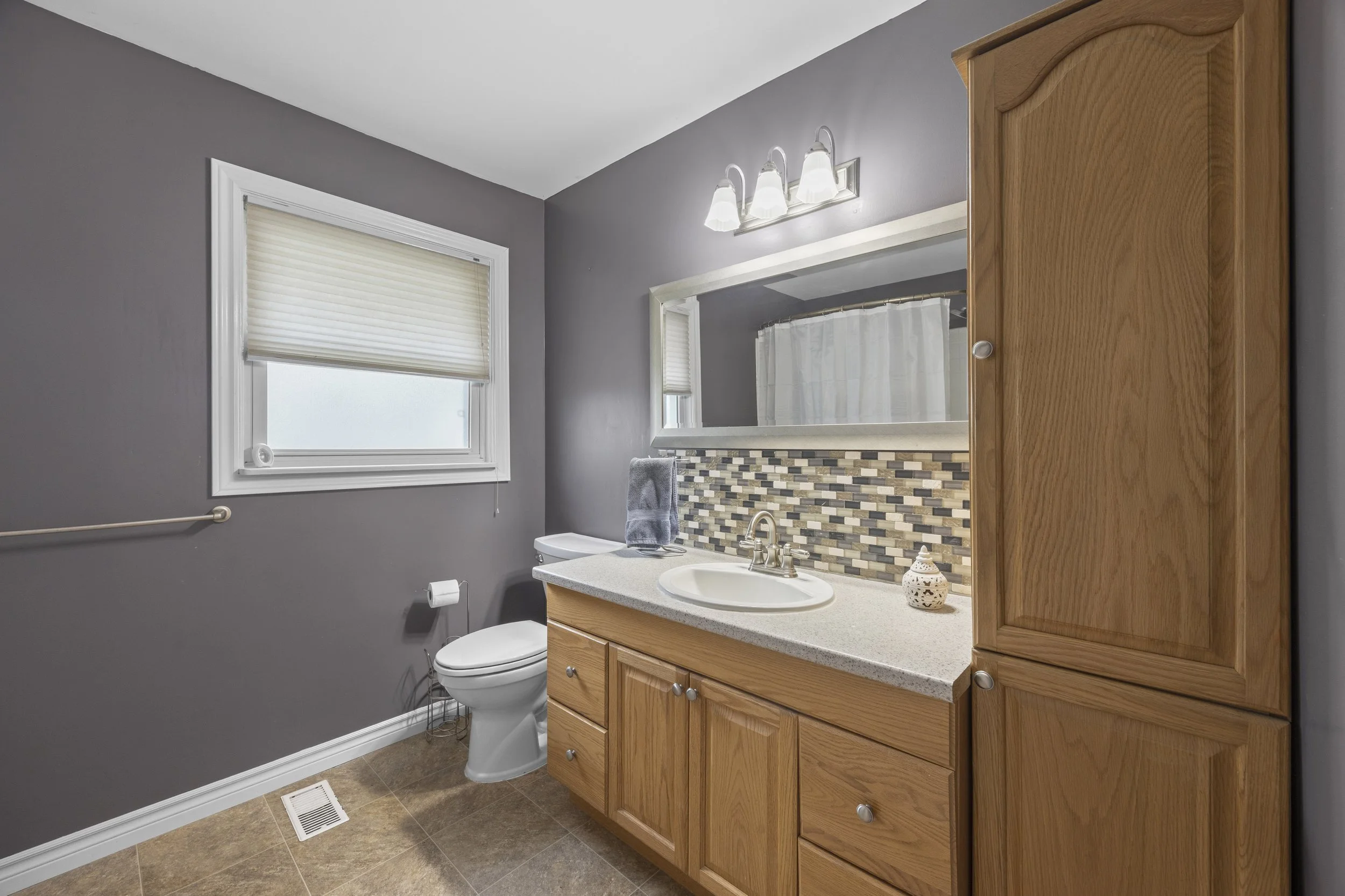 258 Upper Queen St -25.JPG