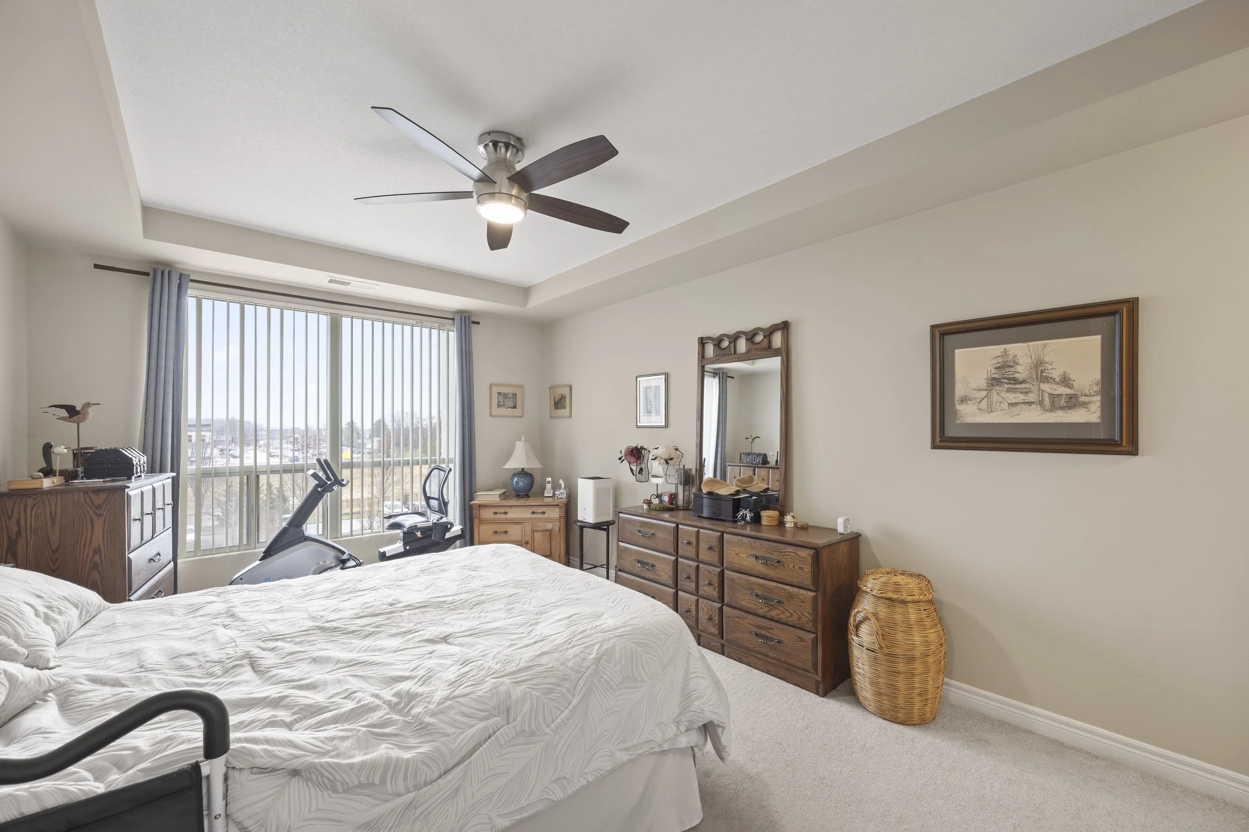 406-1030 Coronation Dr -23.JPG