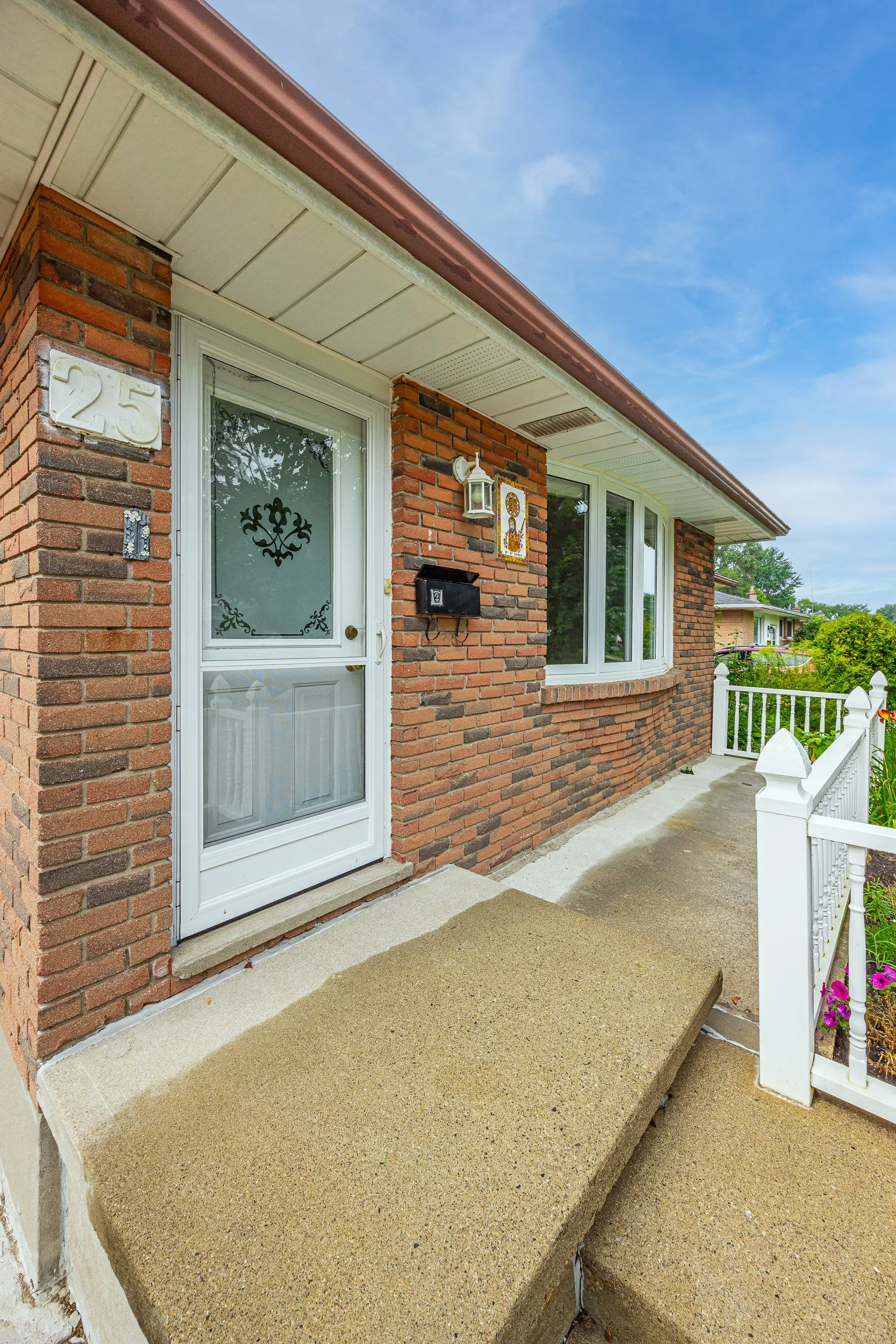 25 Noel Ave -05.jpg
