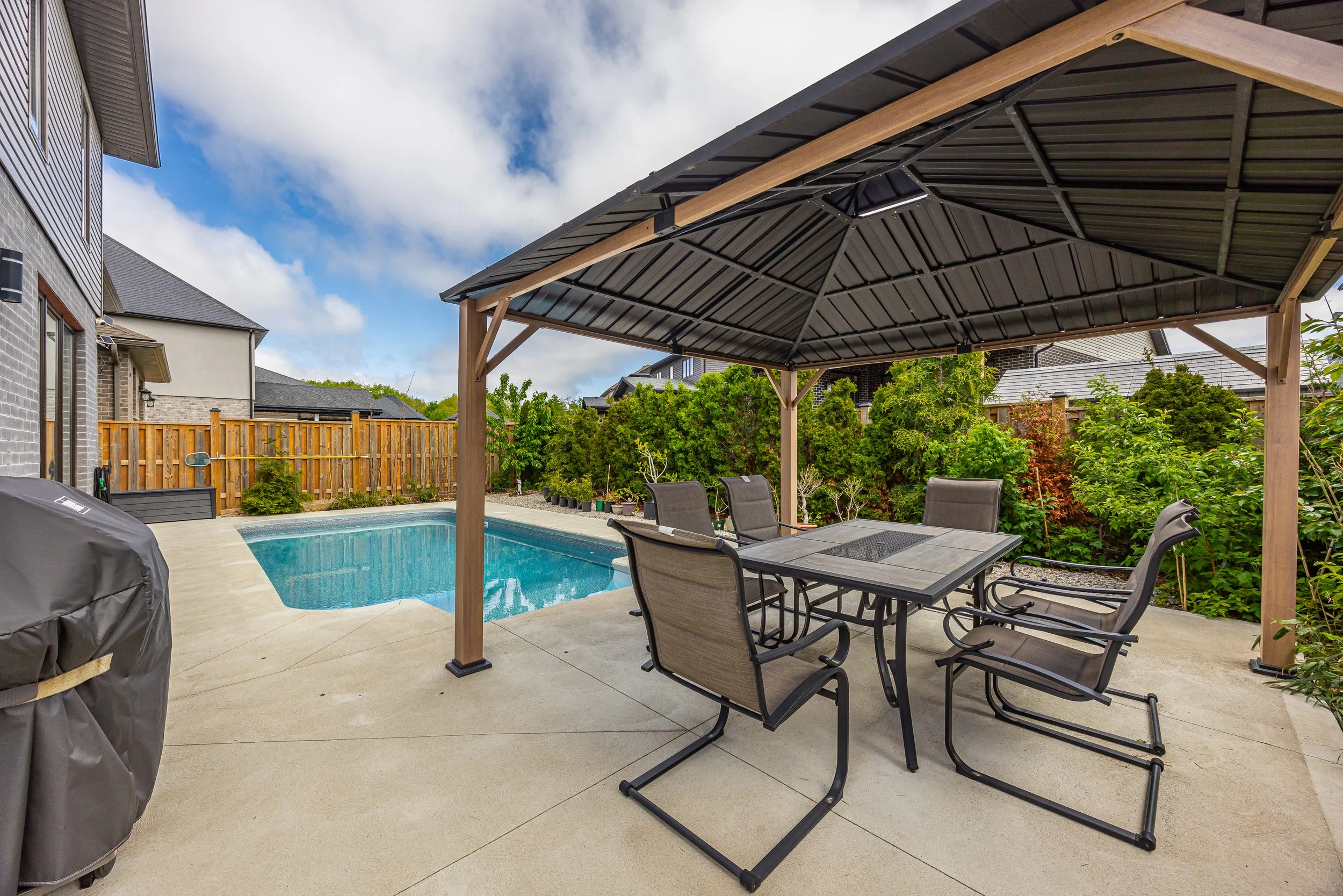 2190 Bakervilla St -37.jpg