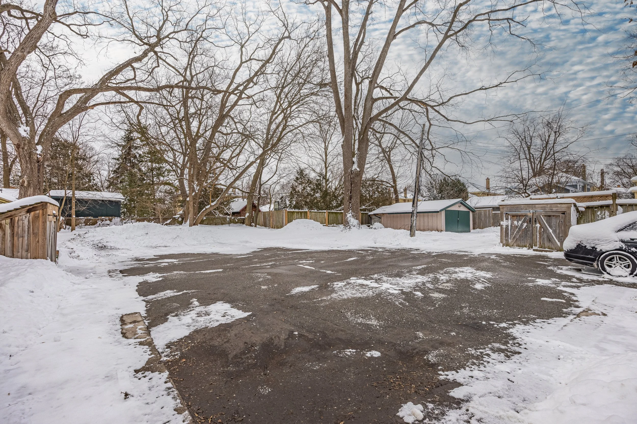 517 Princess Ave -51.jpg