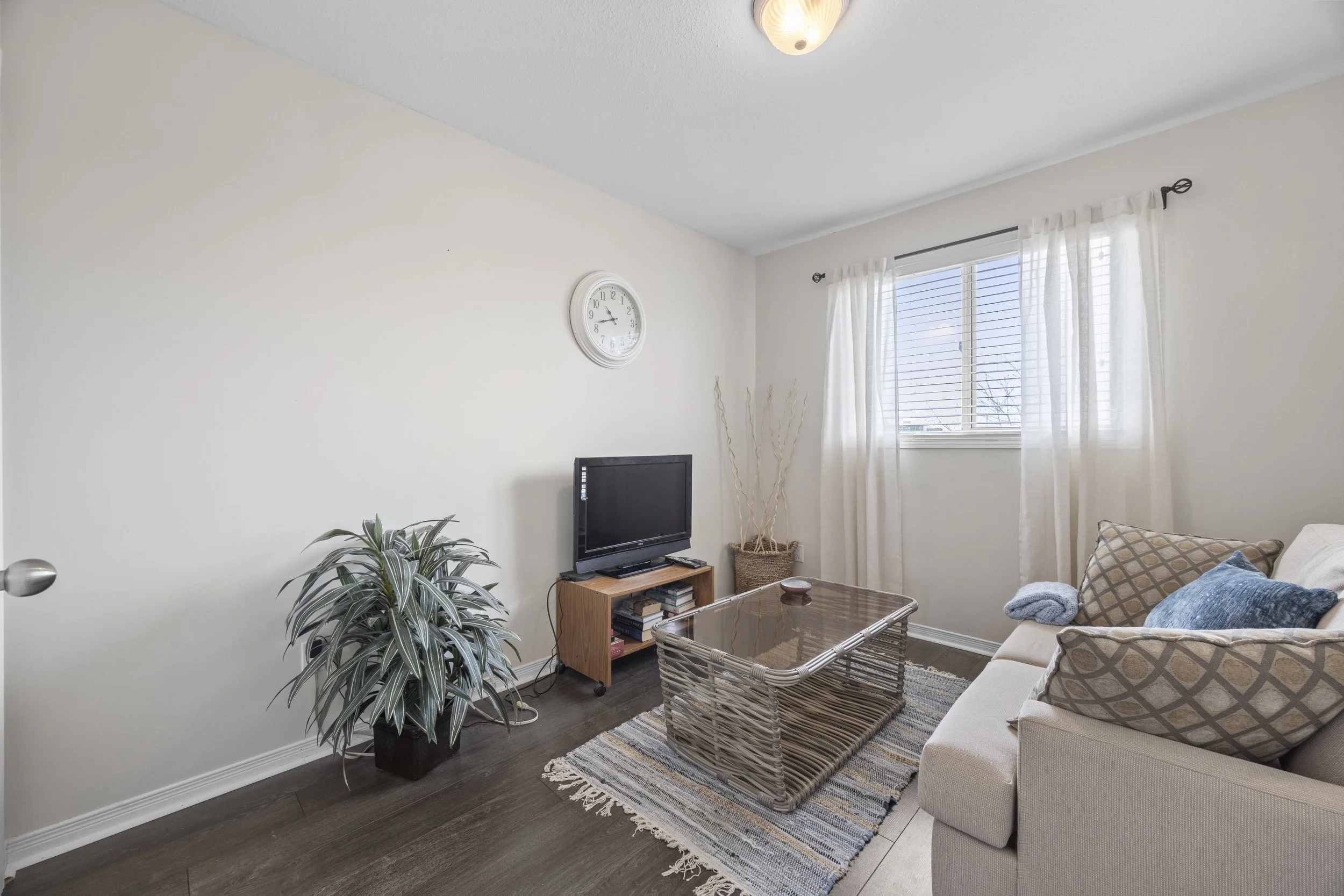 943 Thistledown Way -26.JPG