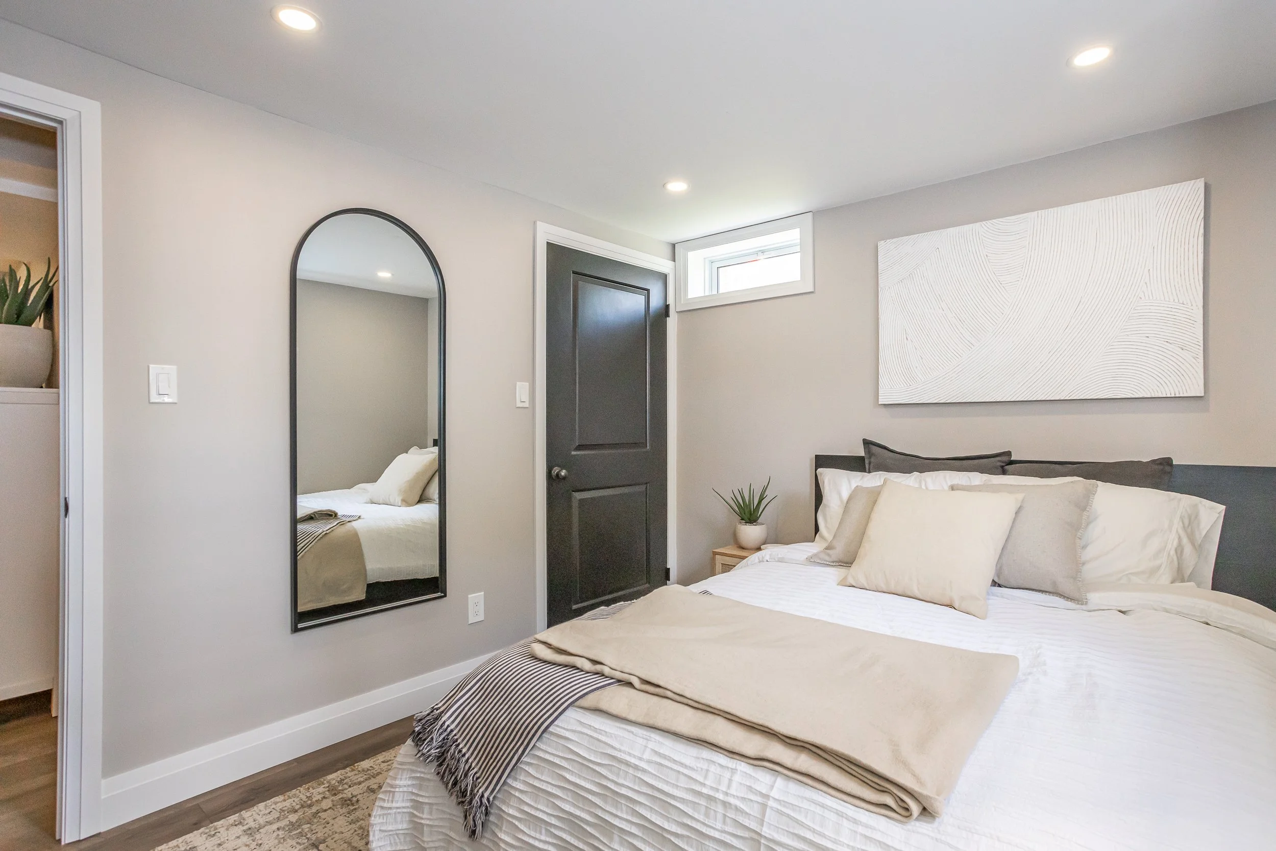 1016 Feren Ave-31.jpg