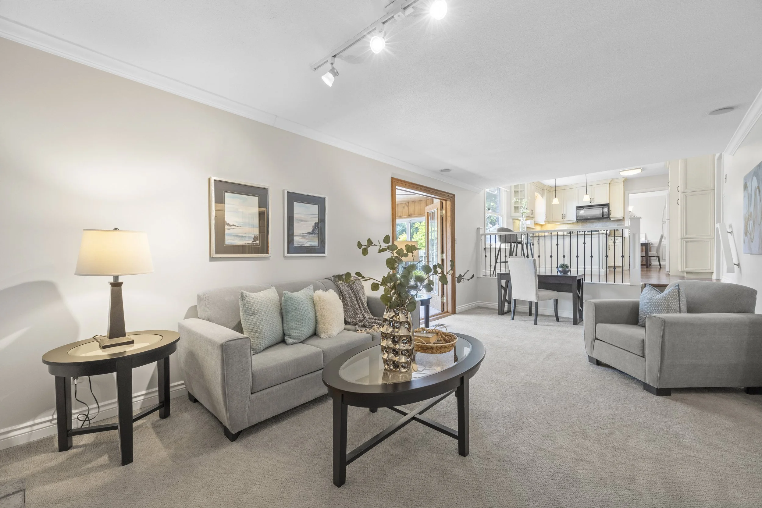 923 Farnham Rd -20.JPG