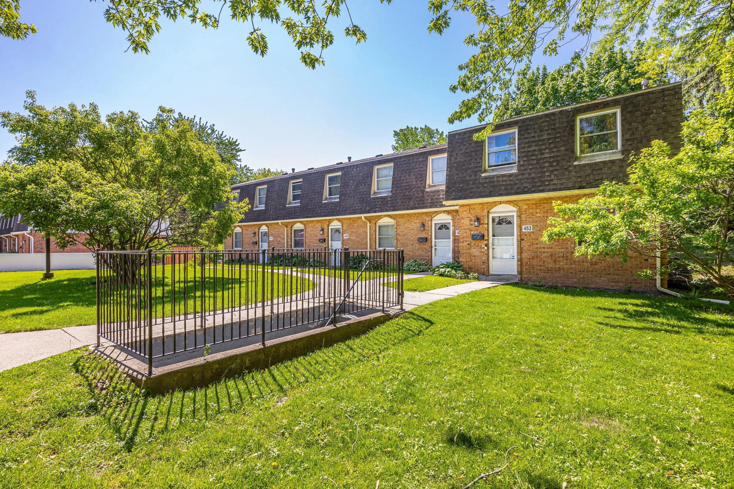 453 Wilkins St -01.jpg