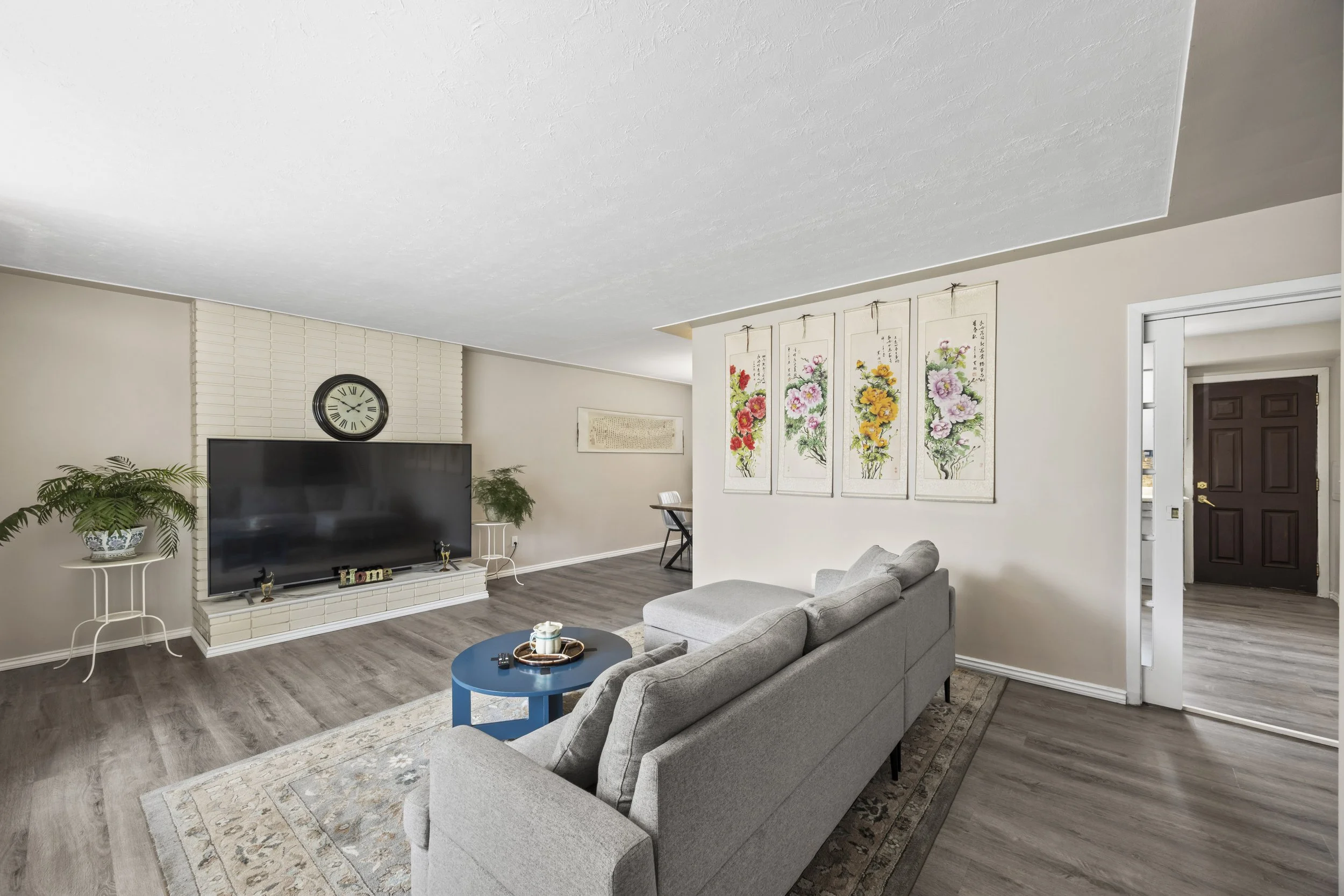 580 Salway St -11.JPG