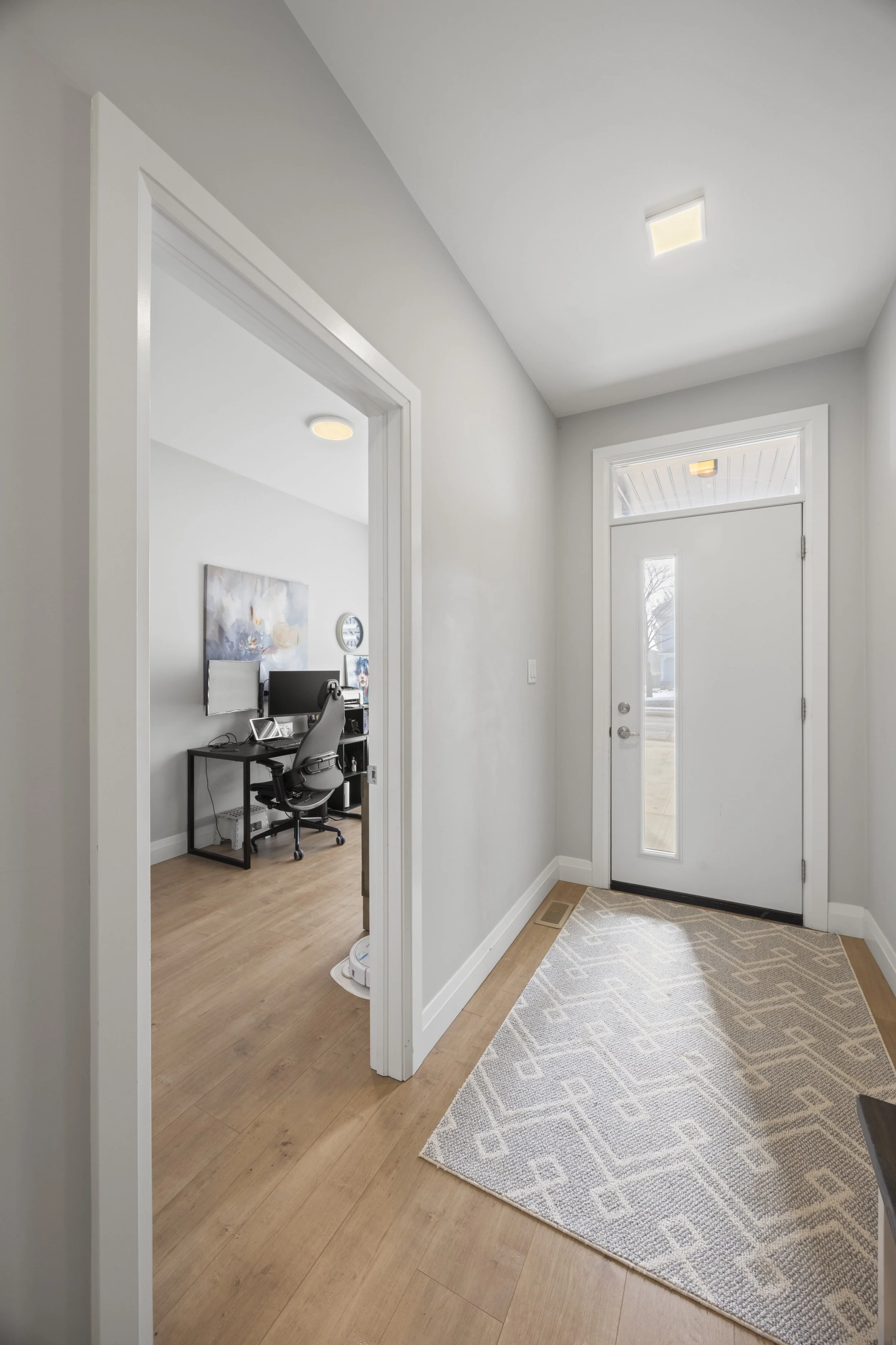 1-176 King St -06.JPG