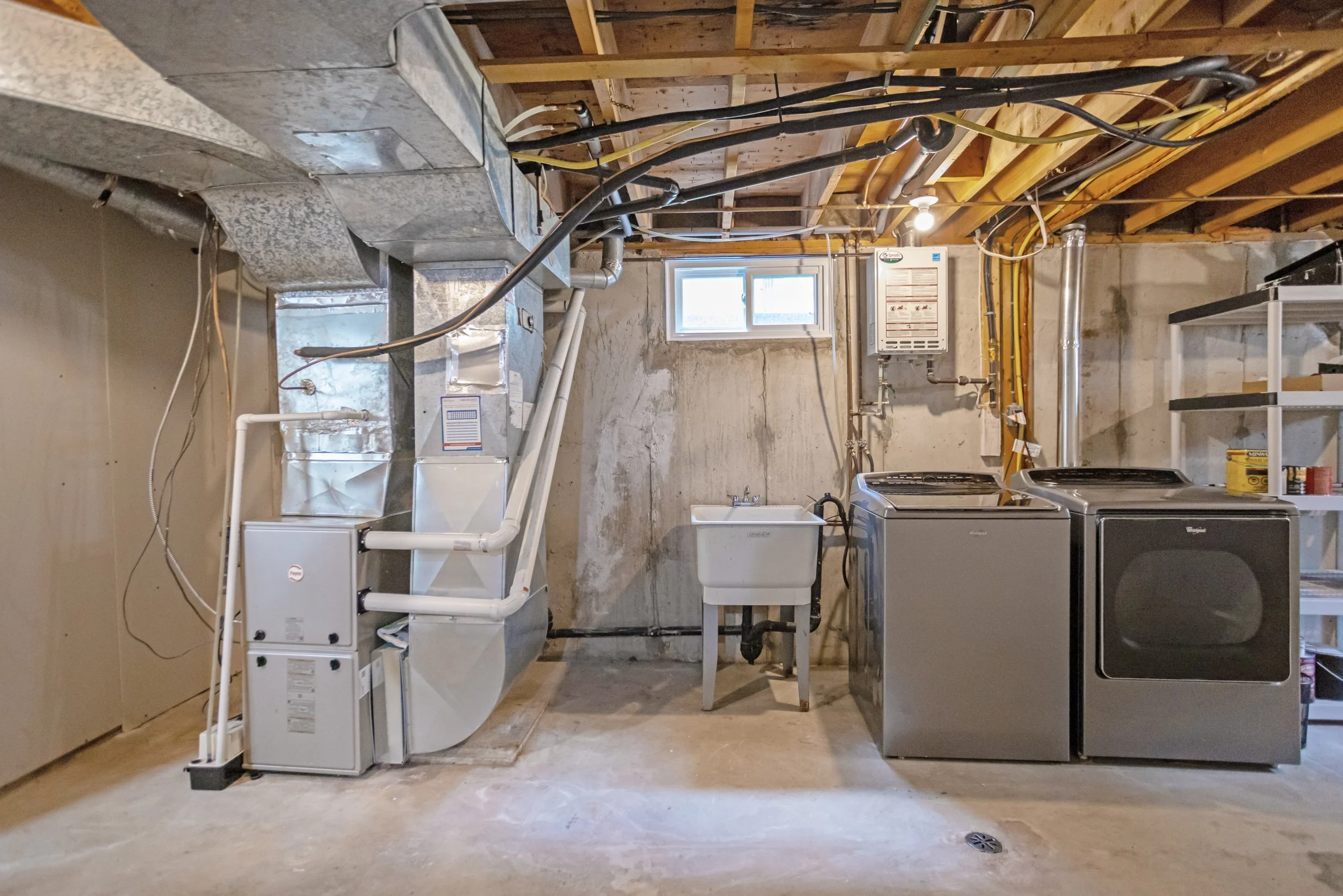 462 Grandview Ave-36.jpg