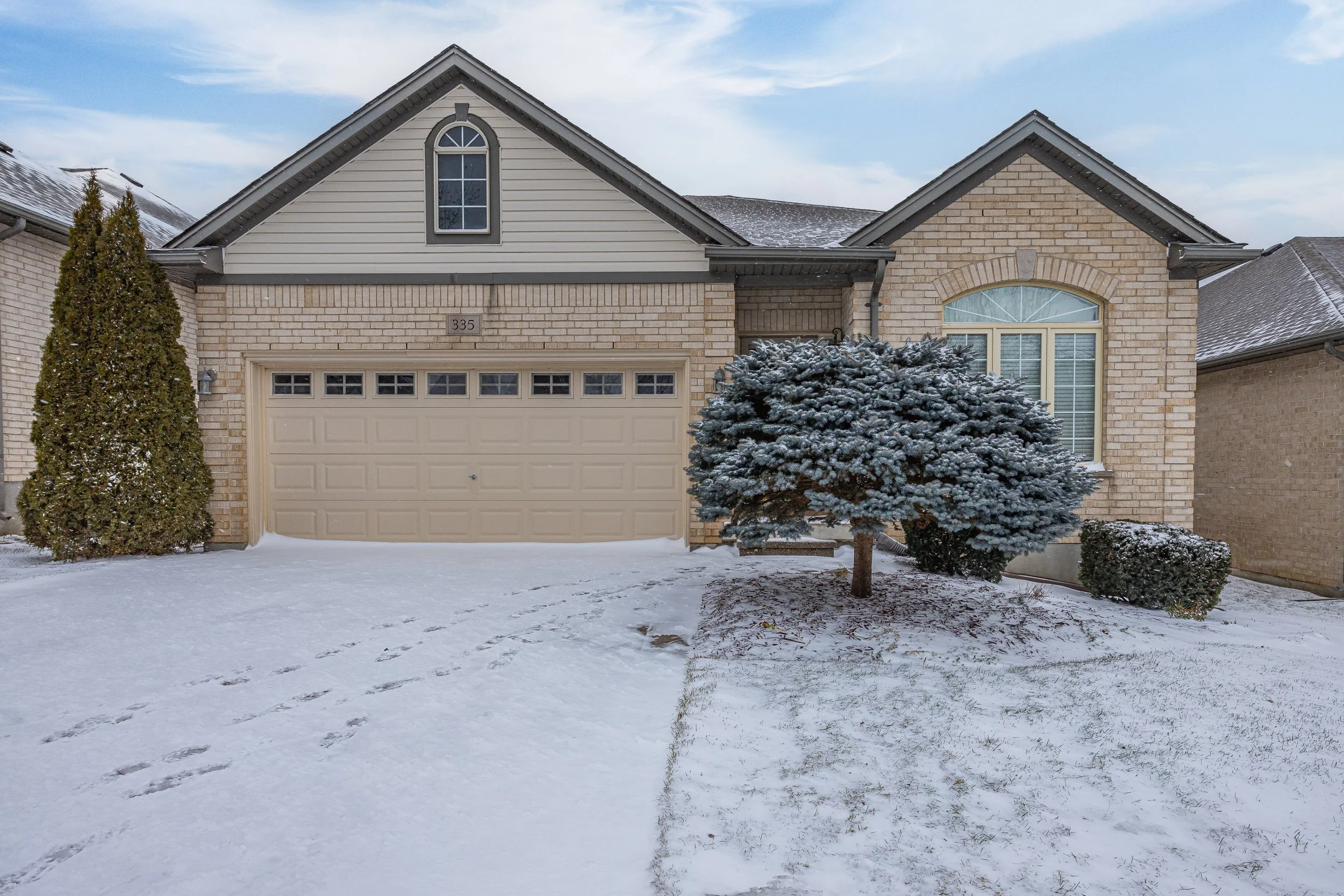 335 Chambers Ave-1.jpg