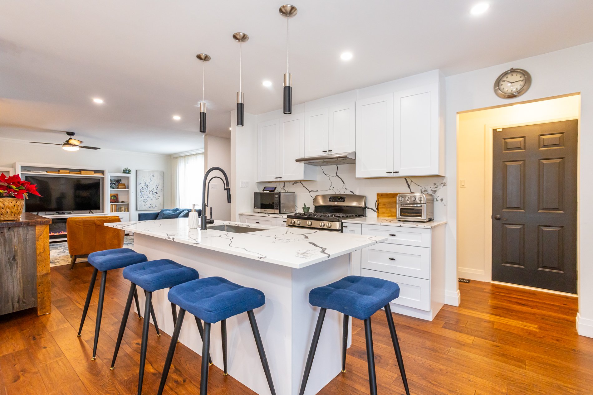 41 Monmore Rd-14.jpg