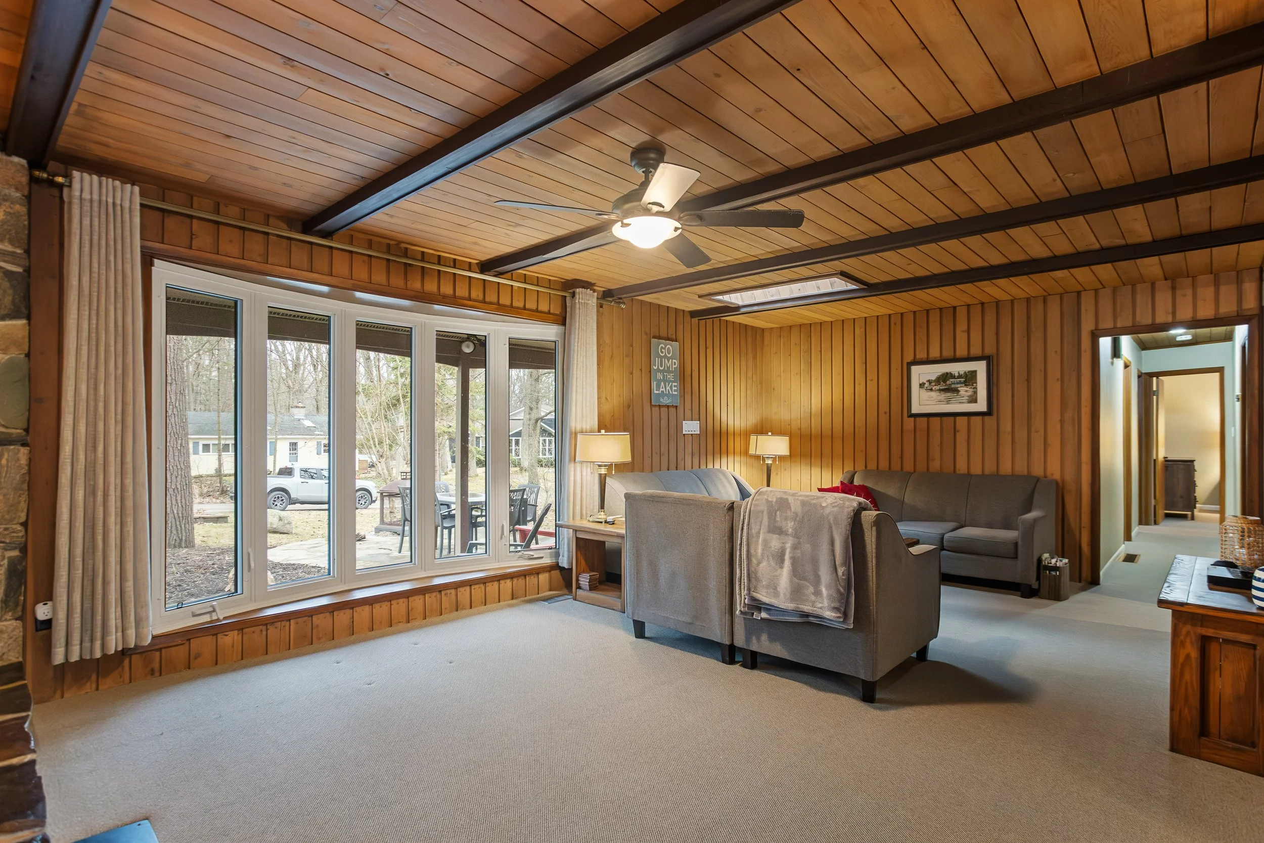 10405 Brewster Blvd-12.jpg