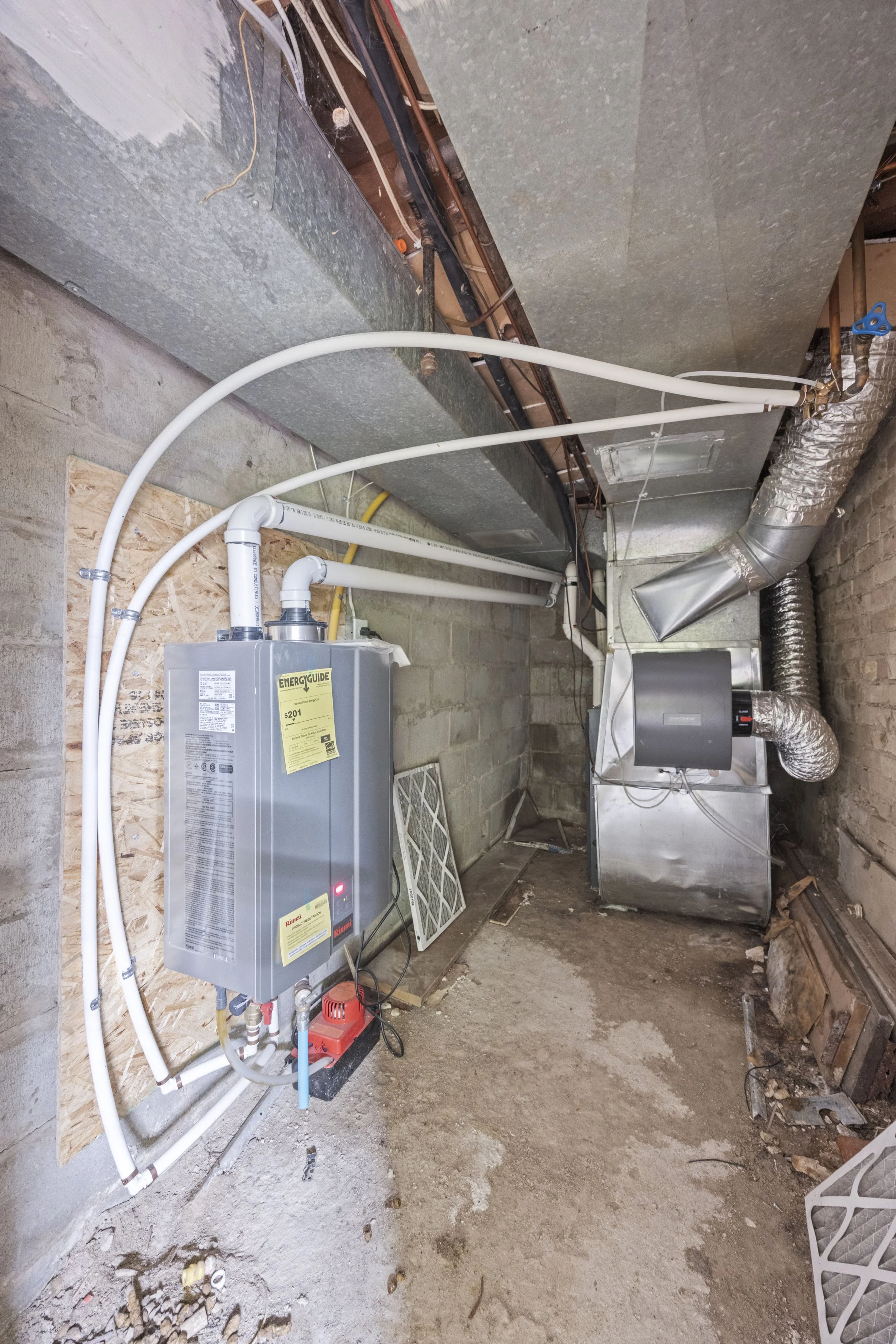 973 Dame St-19.JPG