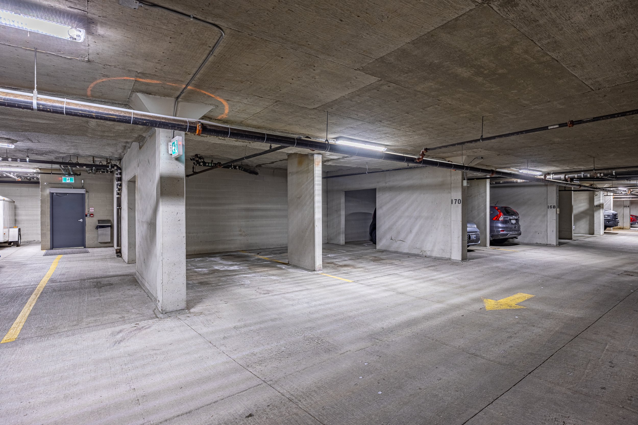 1104-353 Commissioners Rd W -47.jpg