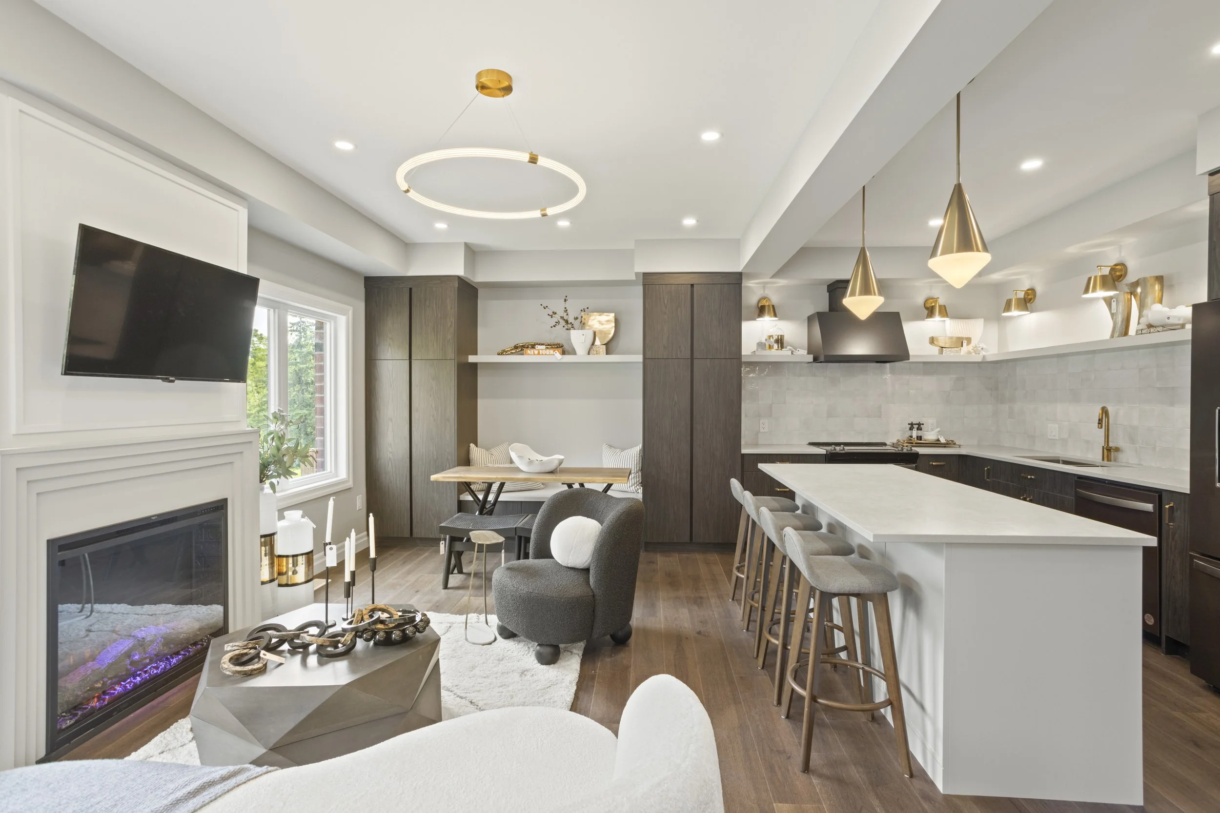 6973 Heathwoods Ave -20.jpg