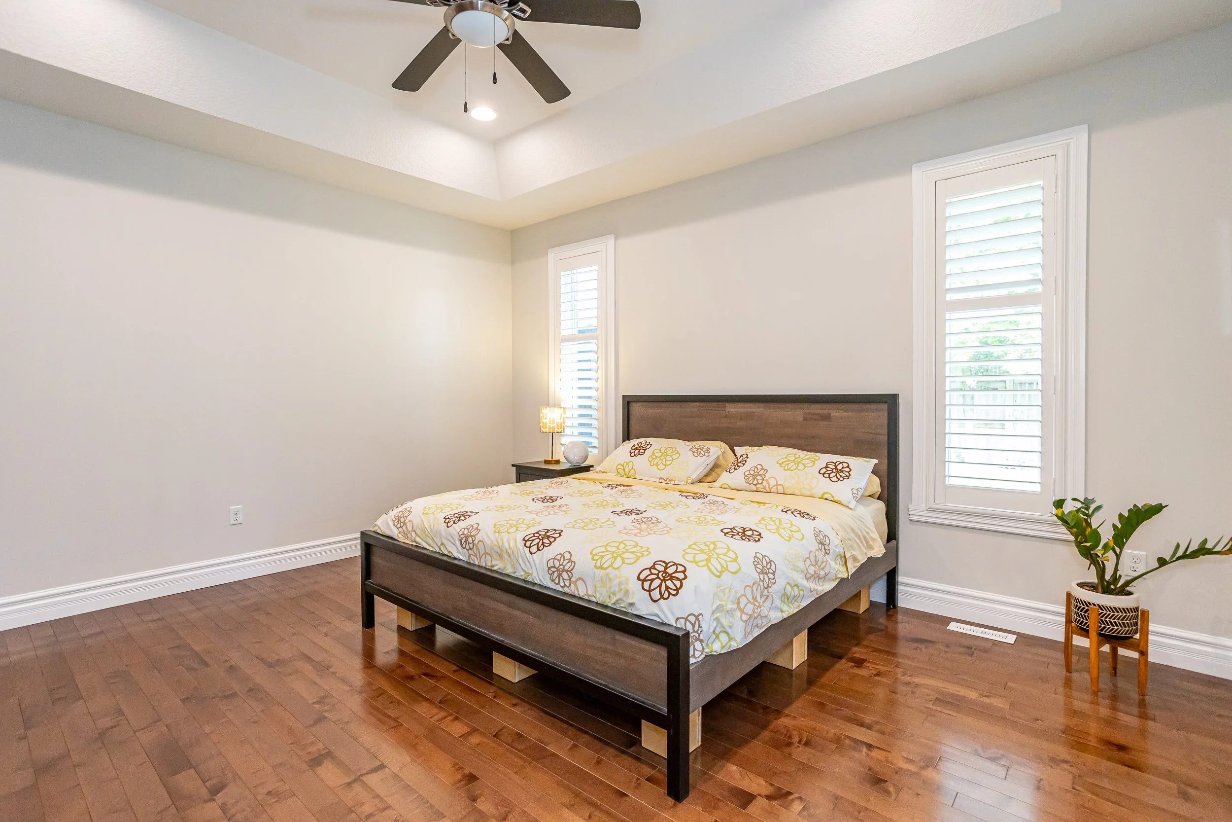 3399 Crane Ave-15.jpg