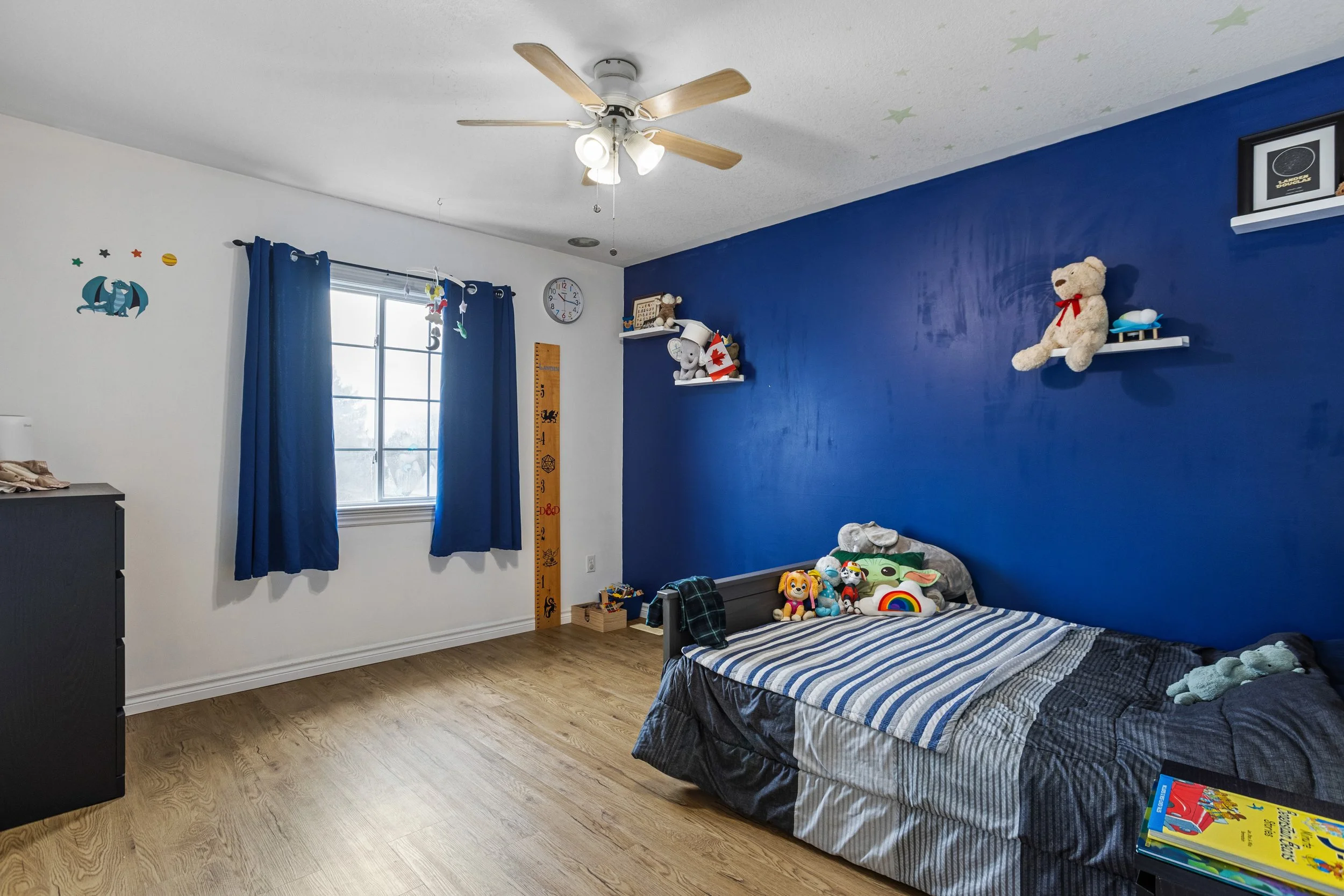 260 Mutual Dr - 21.jpg