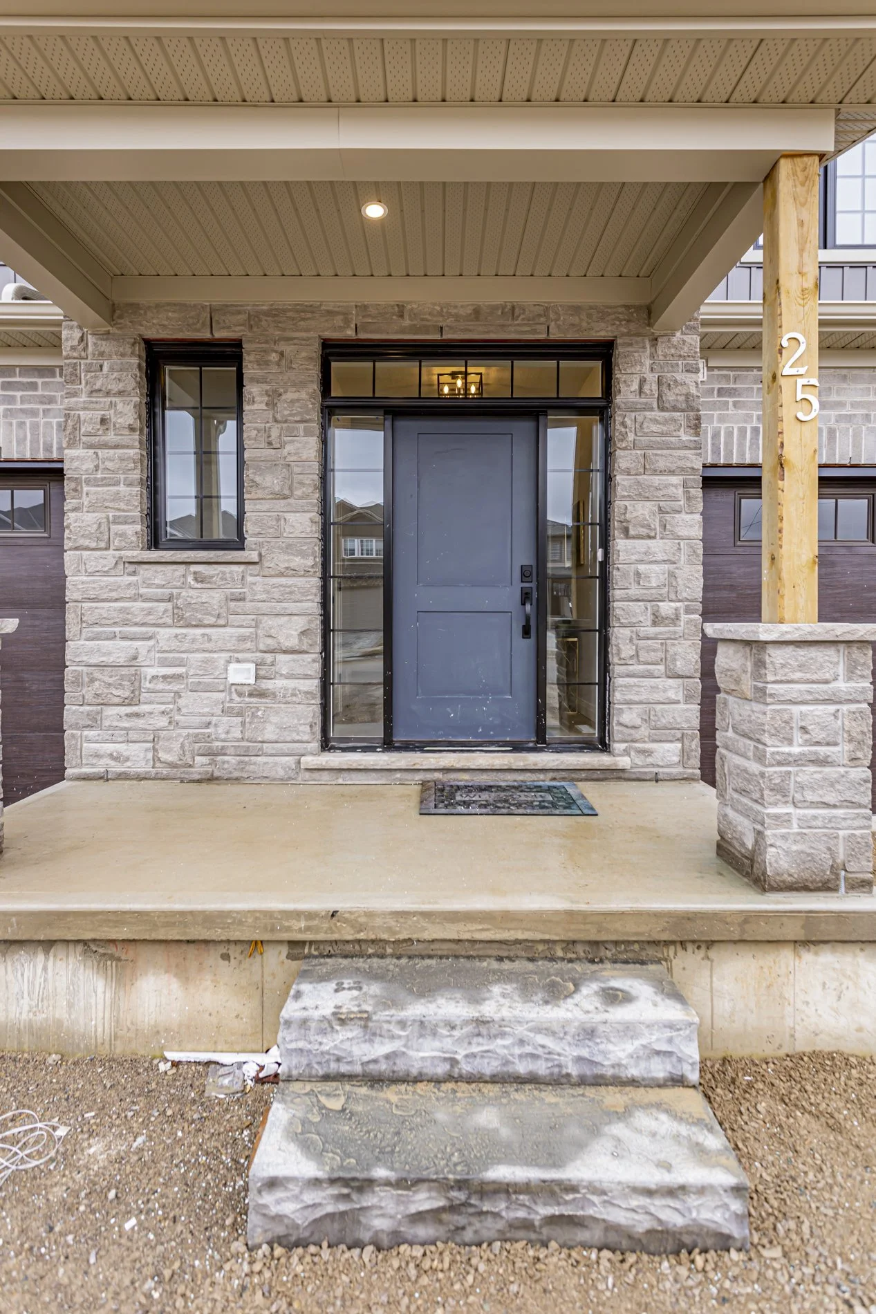 25-93 Stonefield Ln_05.JPG