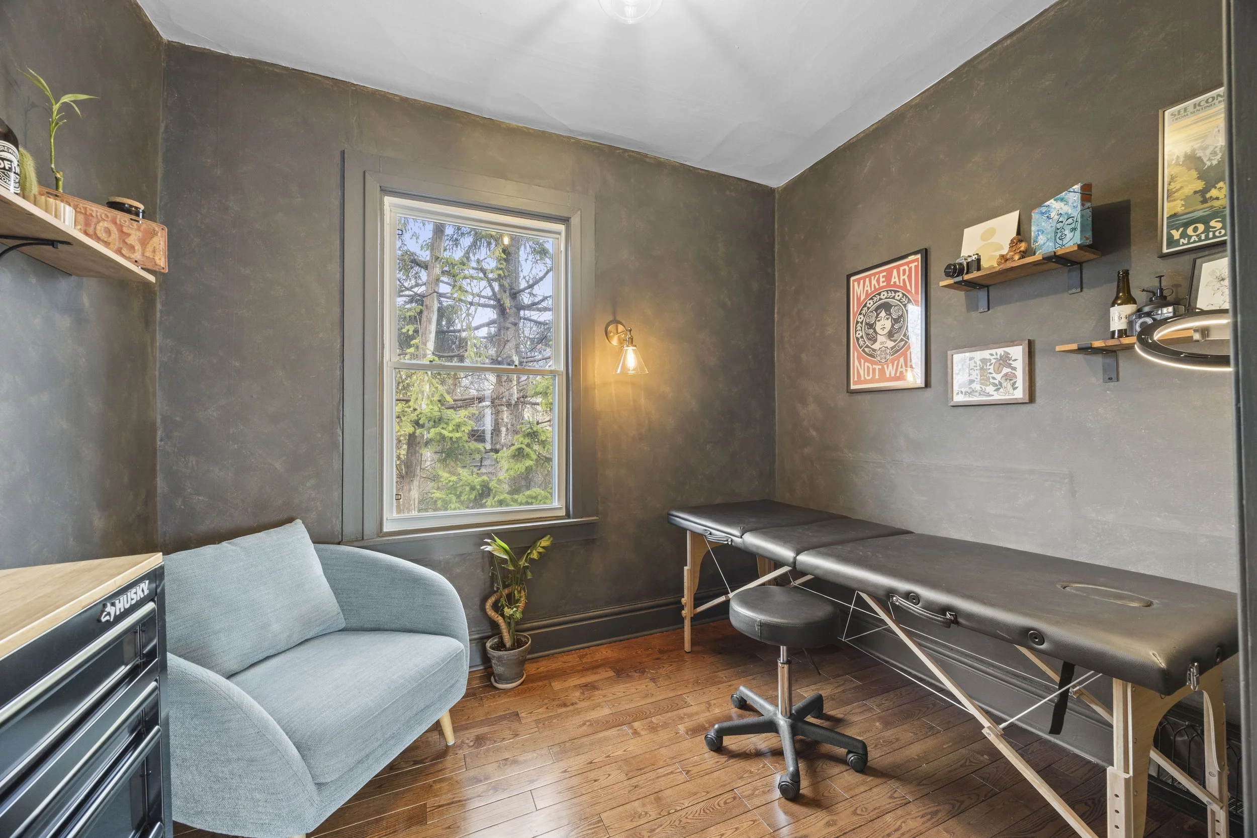 154 Colborne St -18.JPG