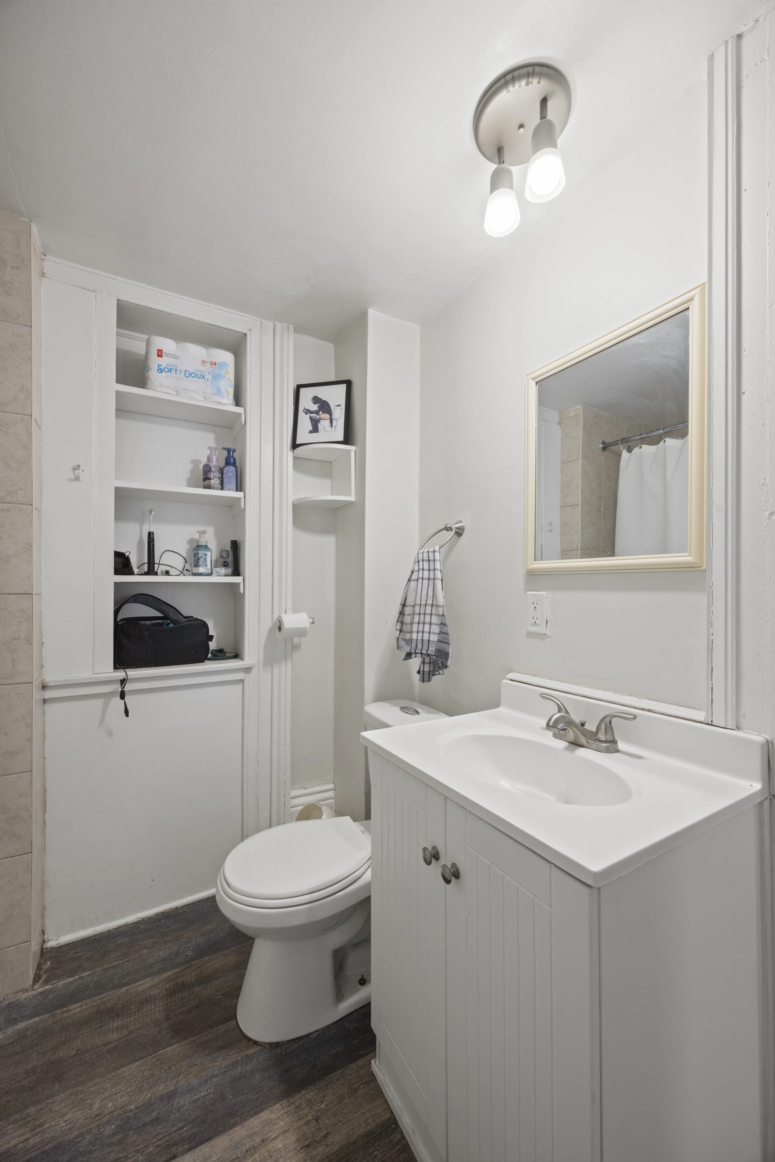 434 Dufferin Ave -32.JPG