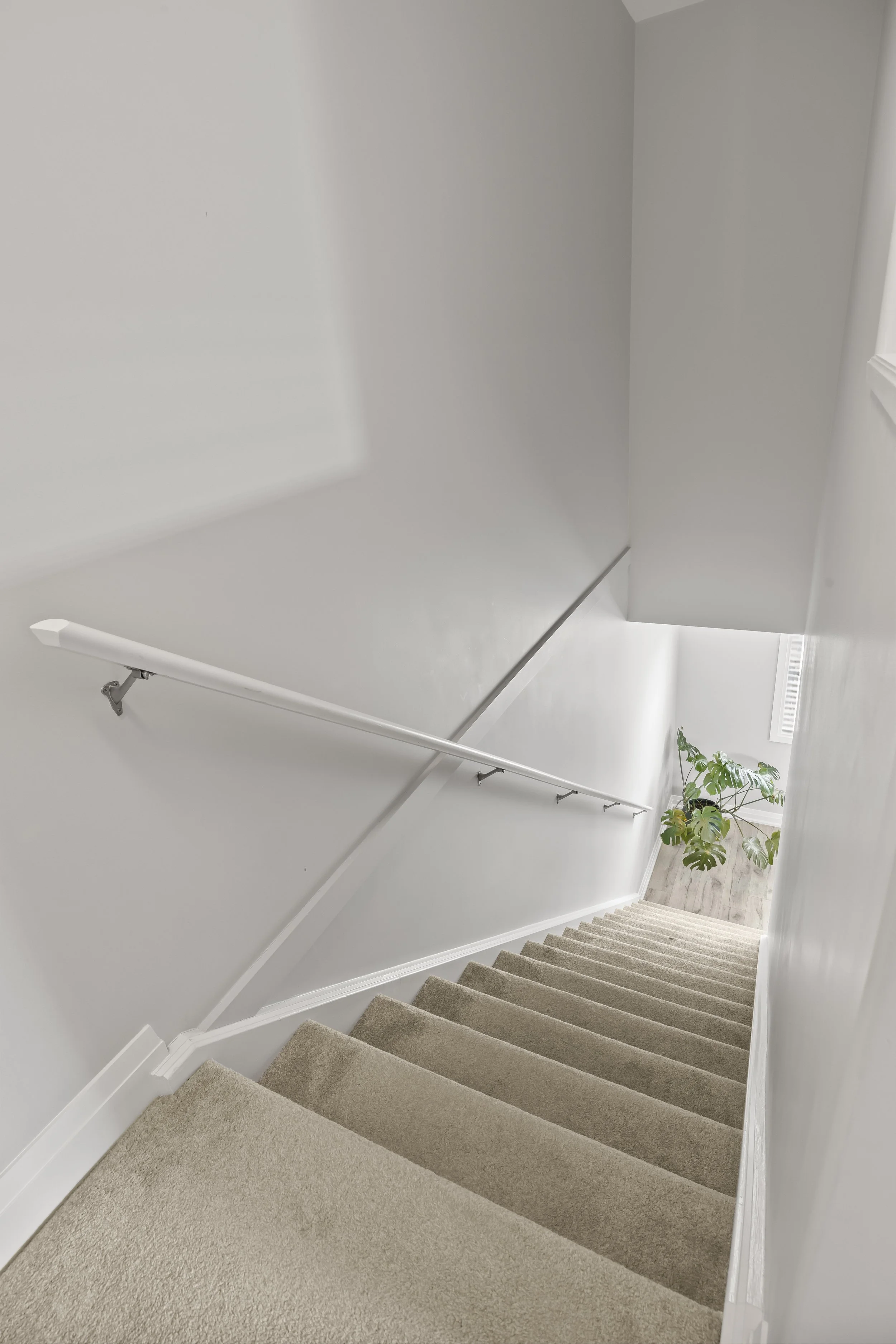 18-3025 Singleton Ave -29.JPG