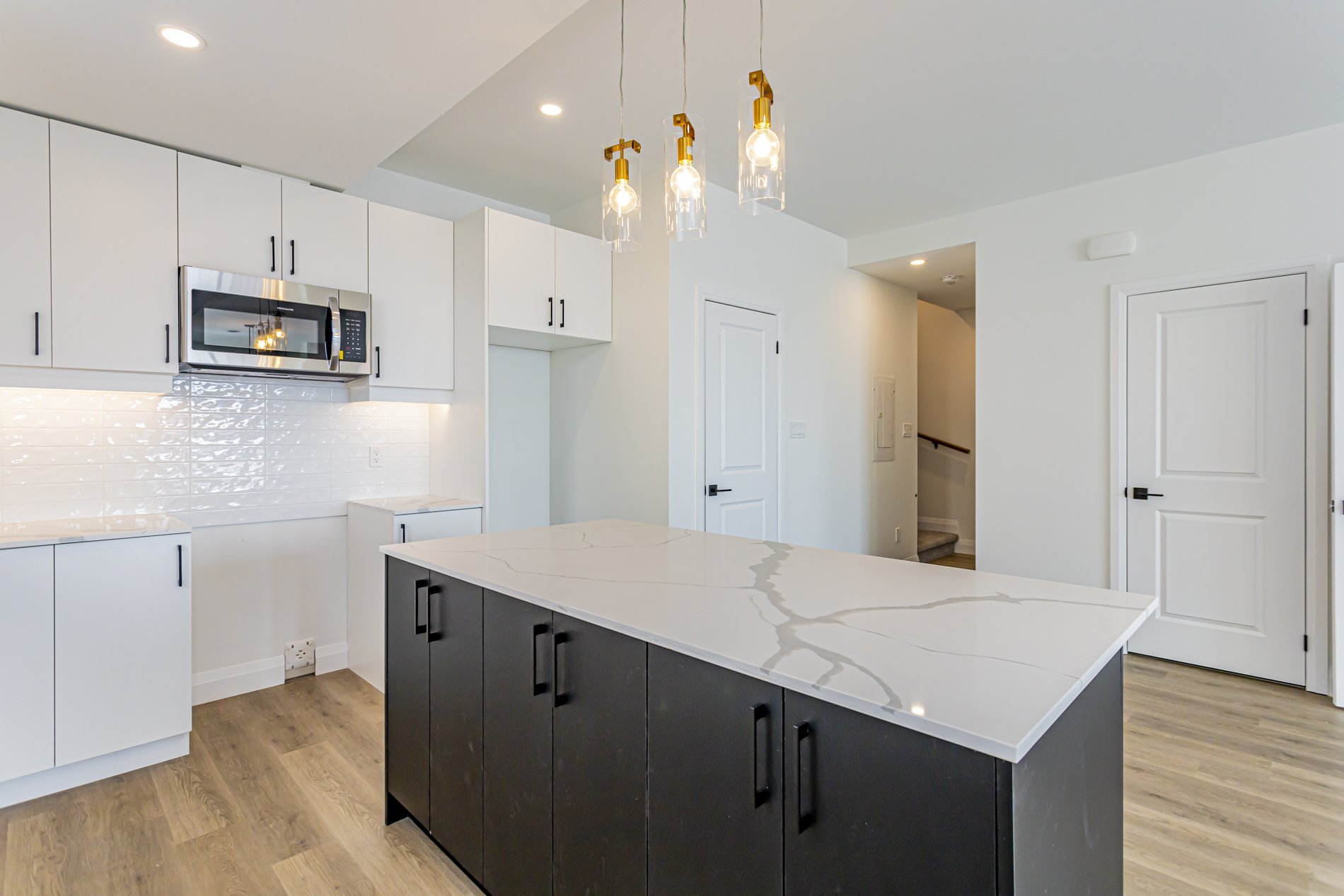 43-3900 Savoy_10.jpg