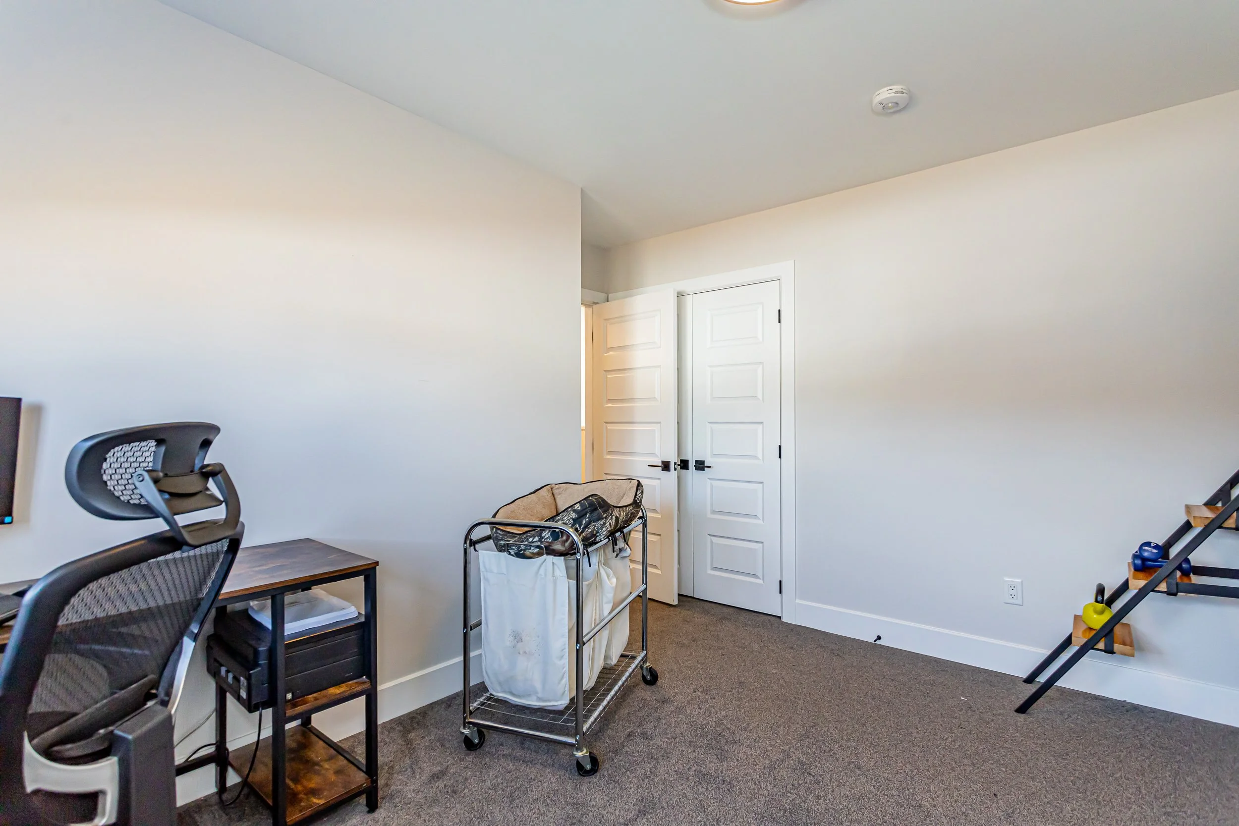 420 Breakwater Blvd-29.jpg