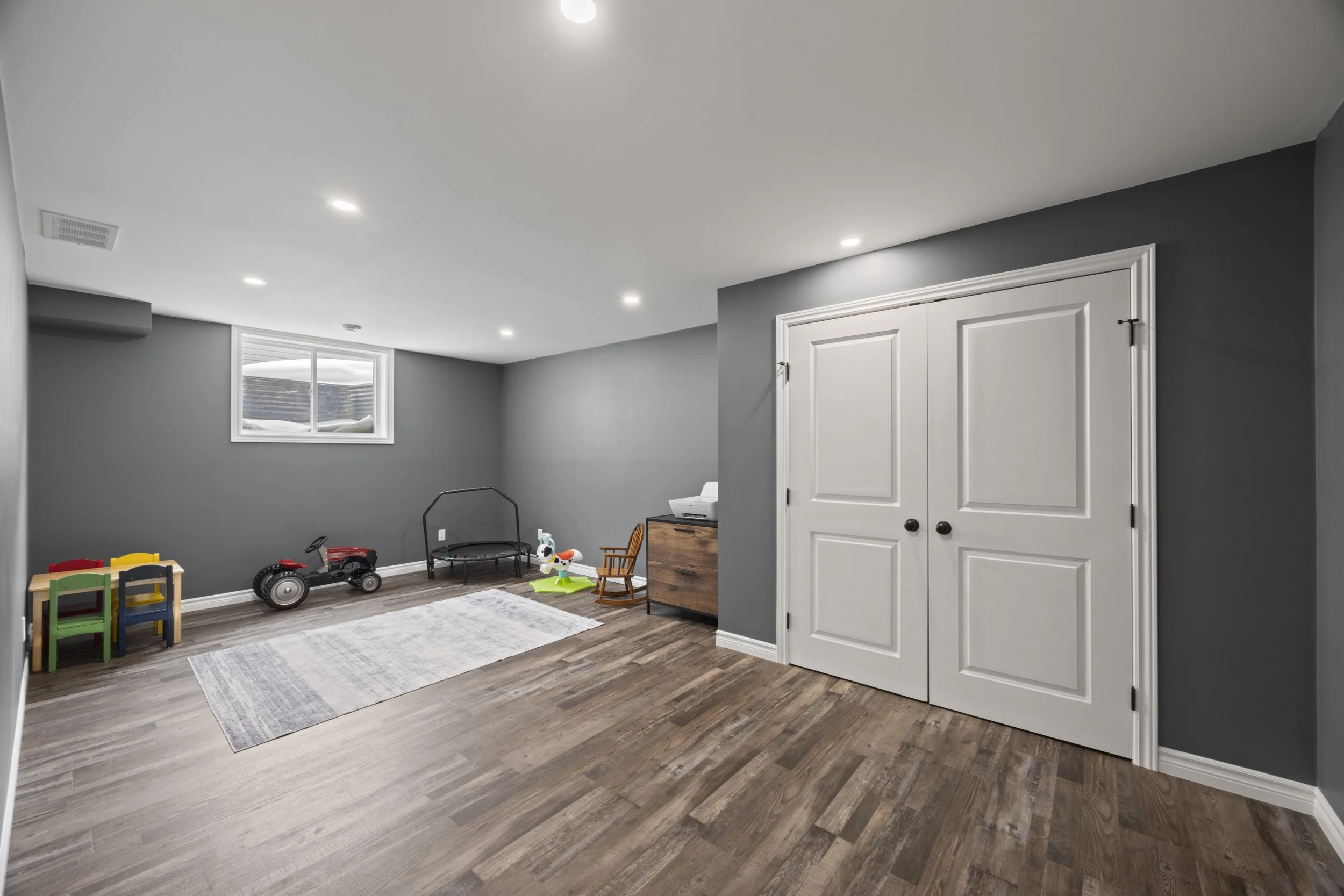 21 Middle St -36.JPG