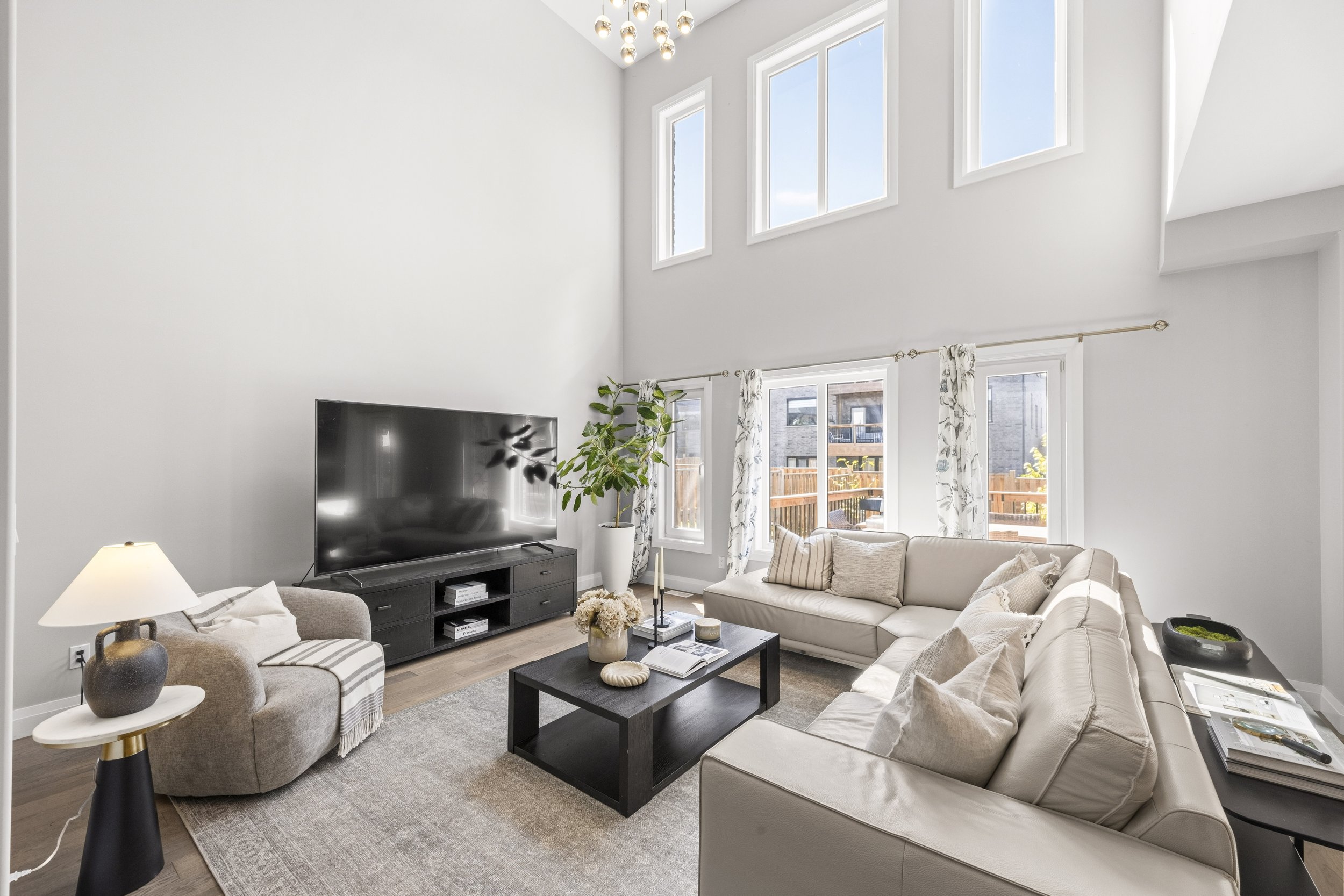 753 Superior Dr -10.JPG