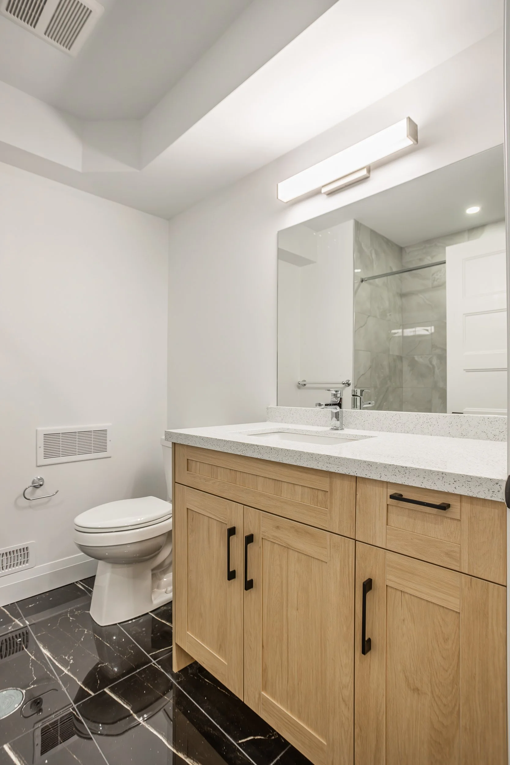 1901 Evans Blvd-43.jpg