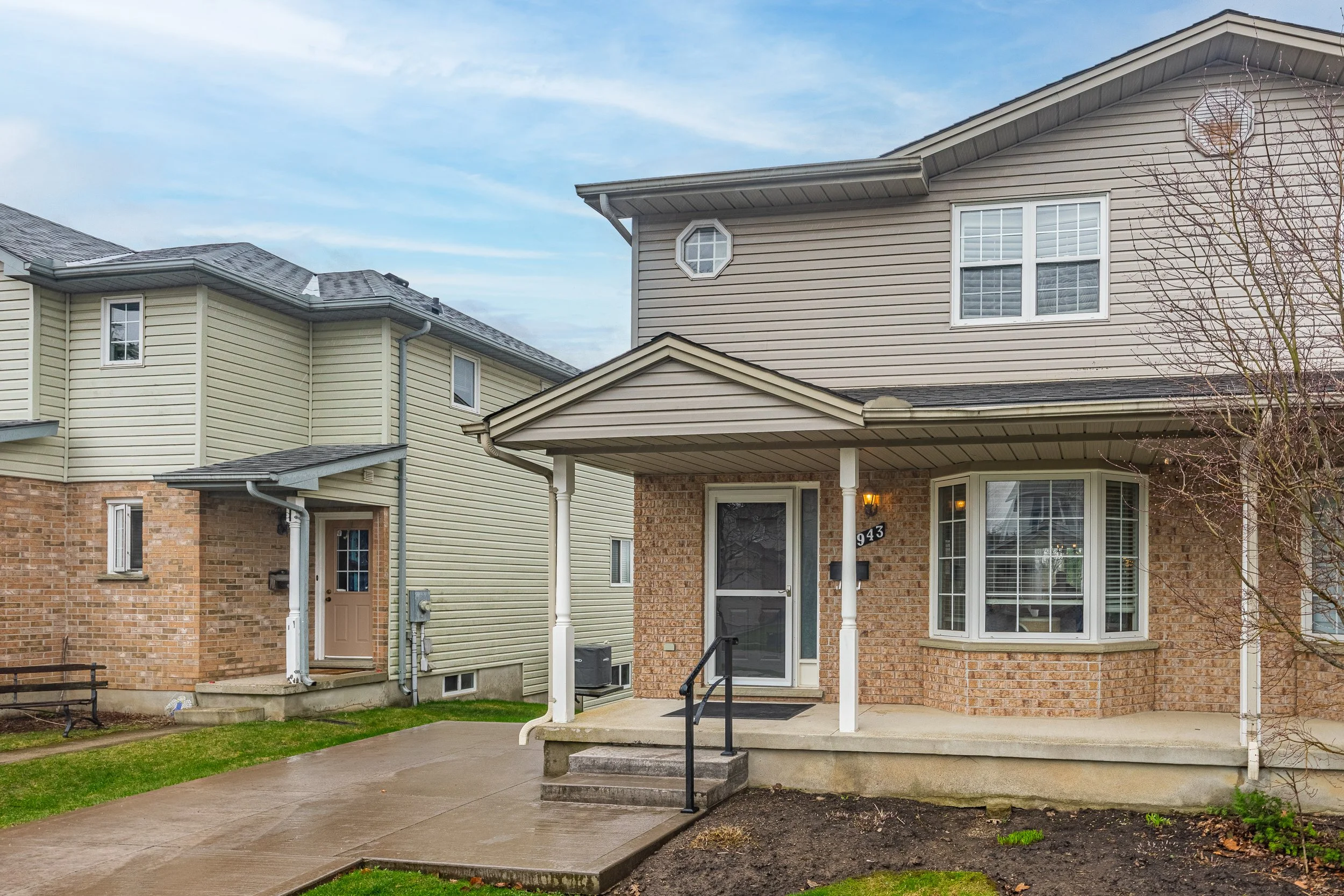 943 Thistledown Way -02.jpg