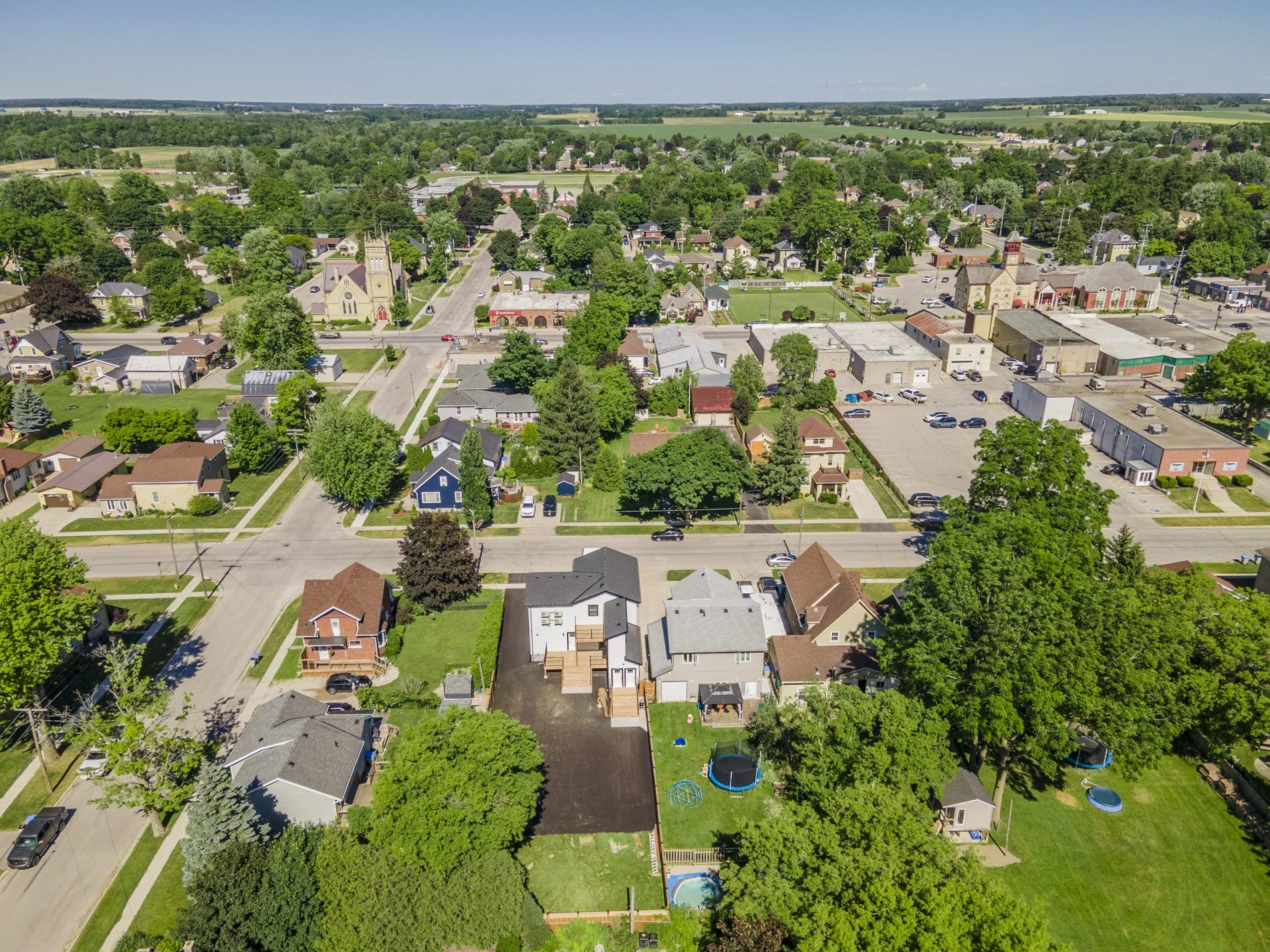 285 William St - Exteriors_24.JPG