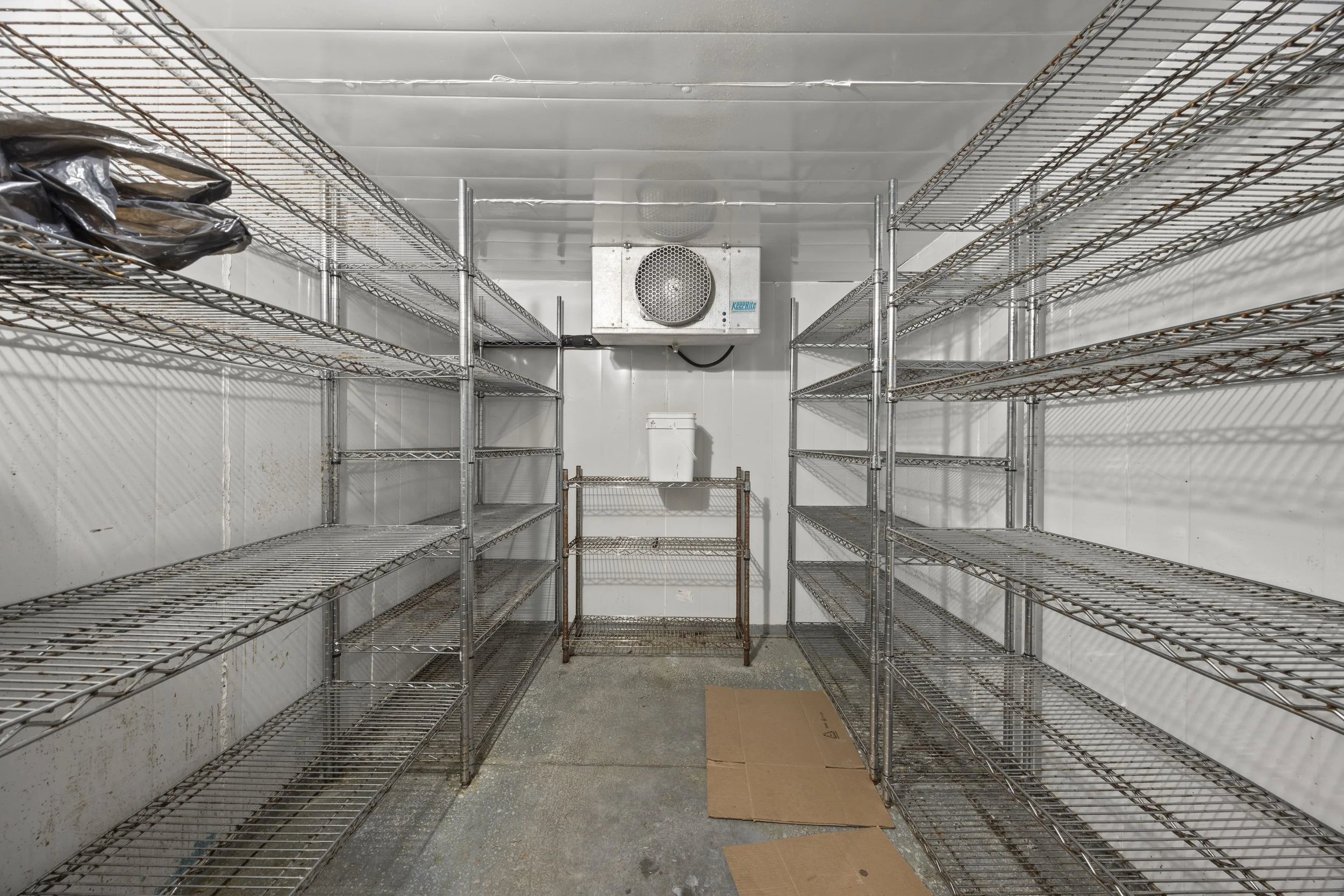 7024 Kilbourne Rd -35.JPG