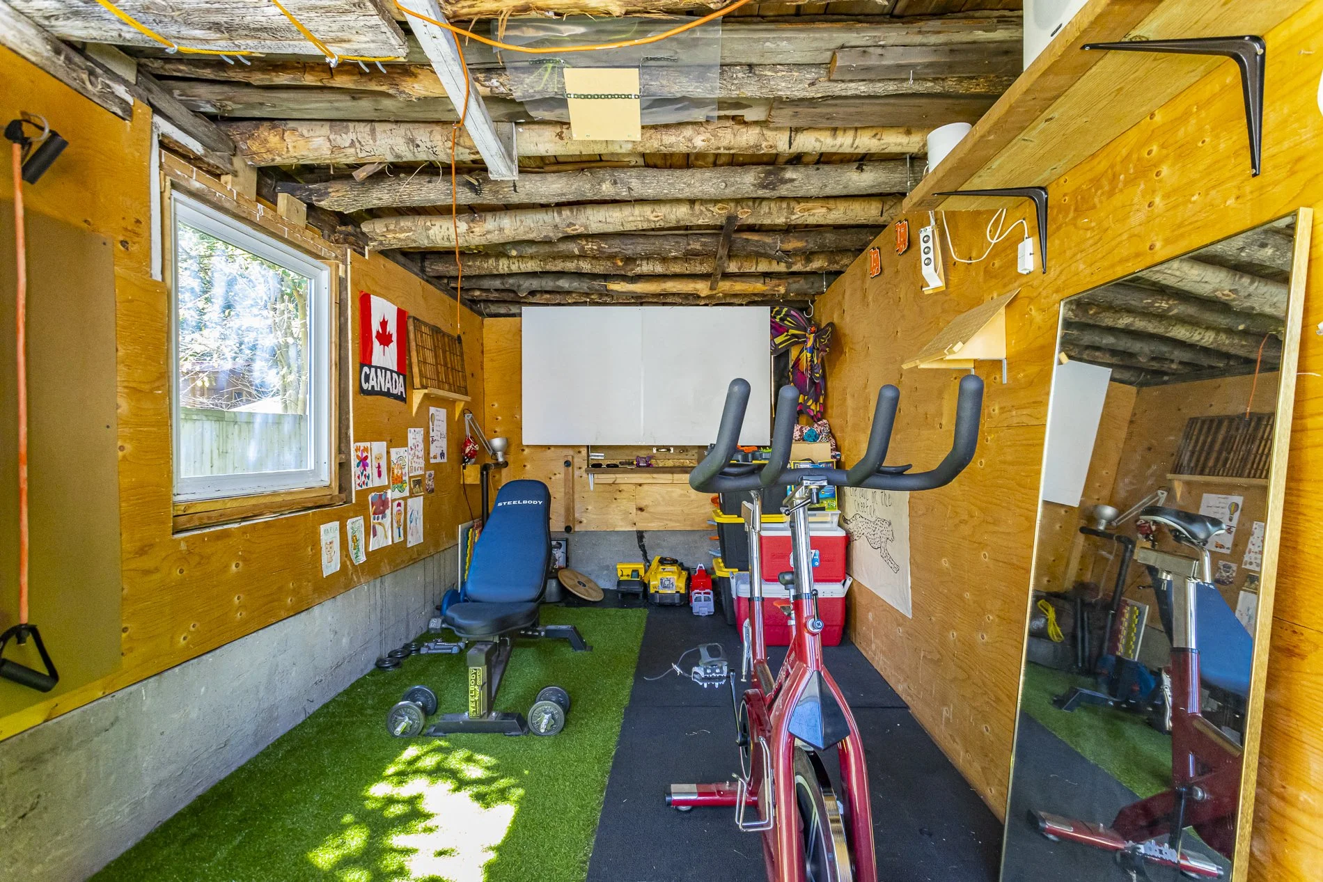 865 Colborne St_35.jpg