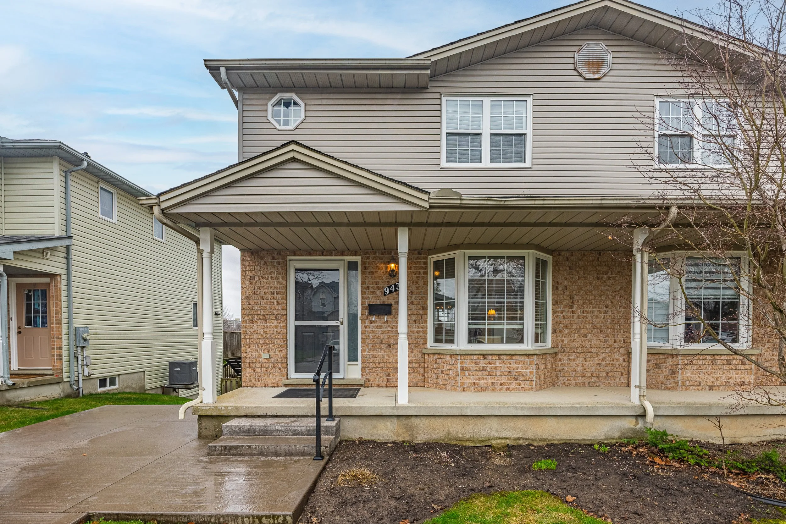 943 Thistledown Way -01.jpg