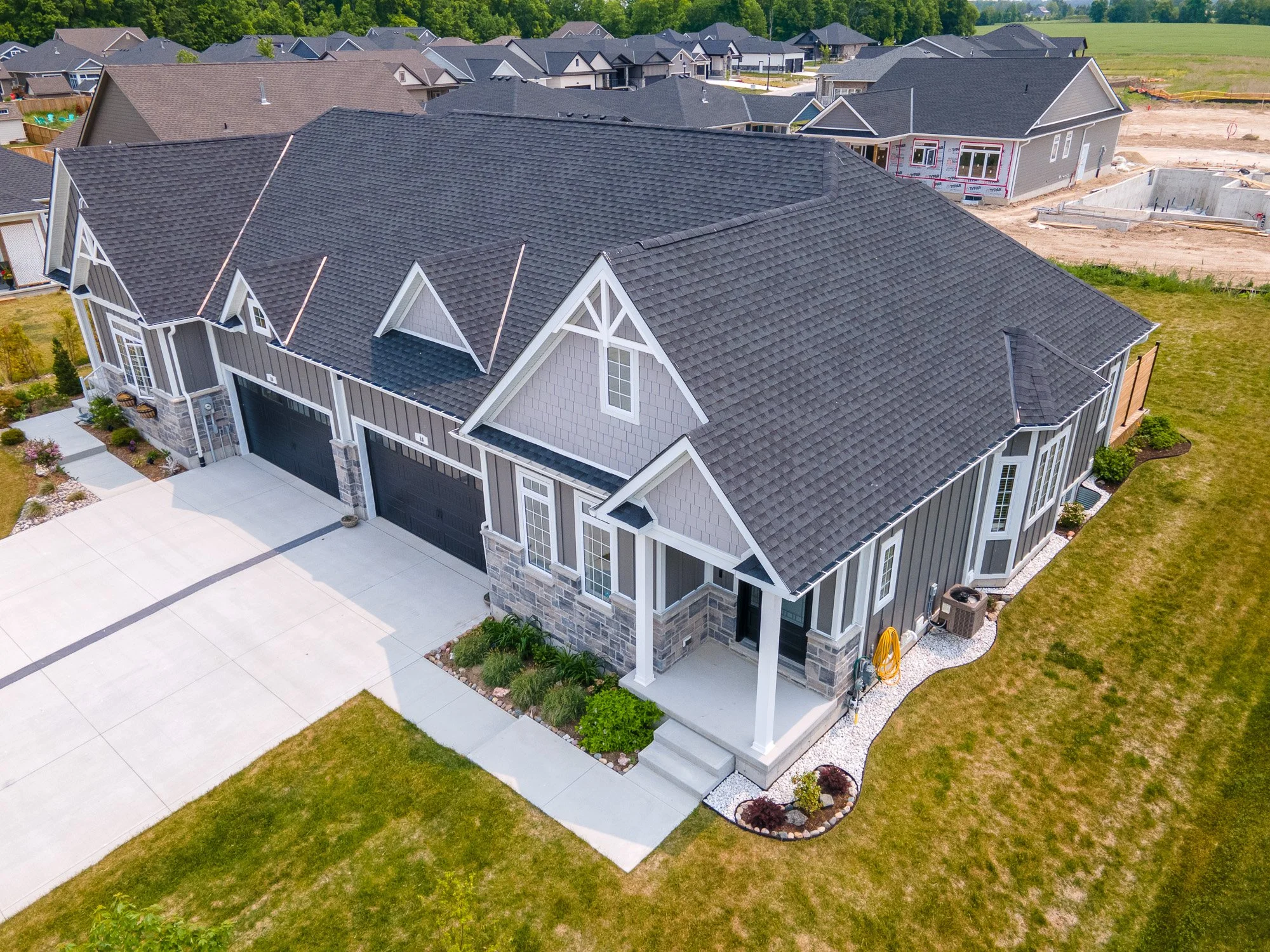 16 Tattersall Ln-46.jpg