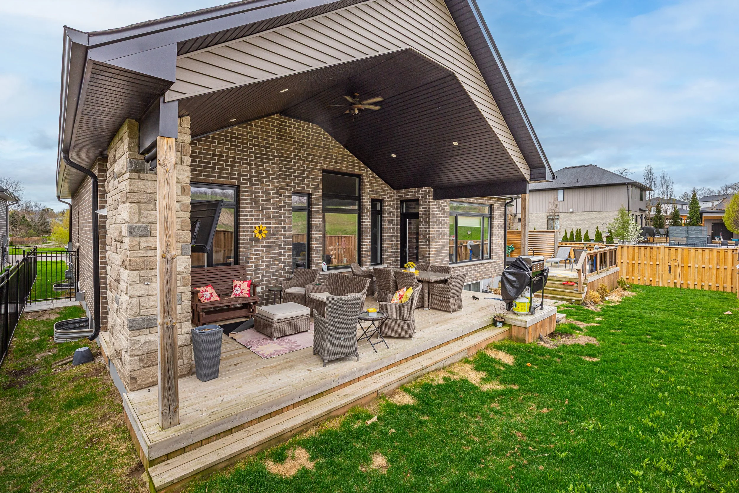 941 Longworth Rd -42.jpg