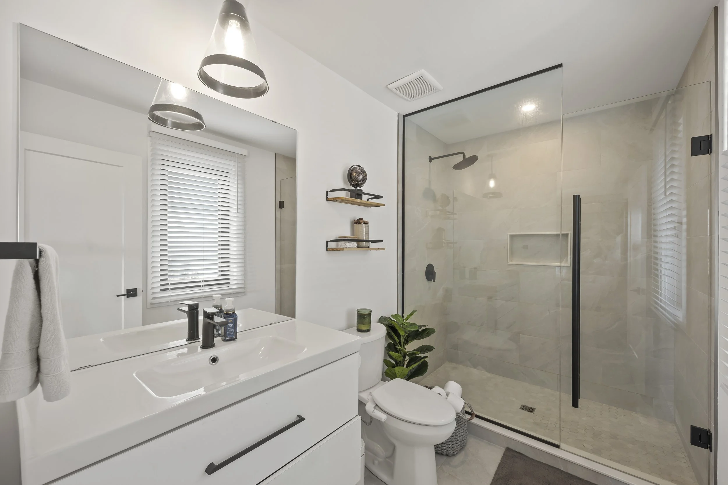 2258 Wickerson Rd -33.JPG