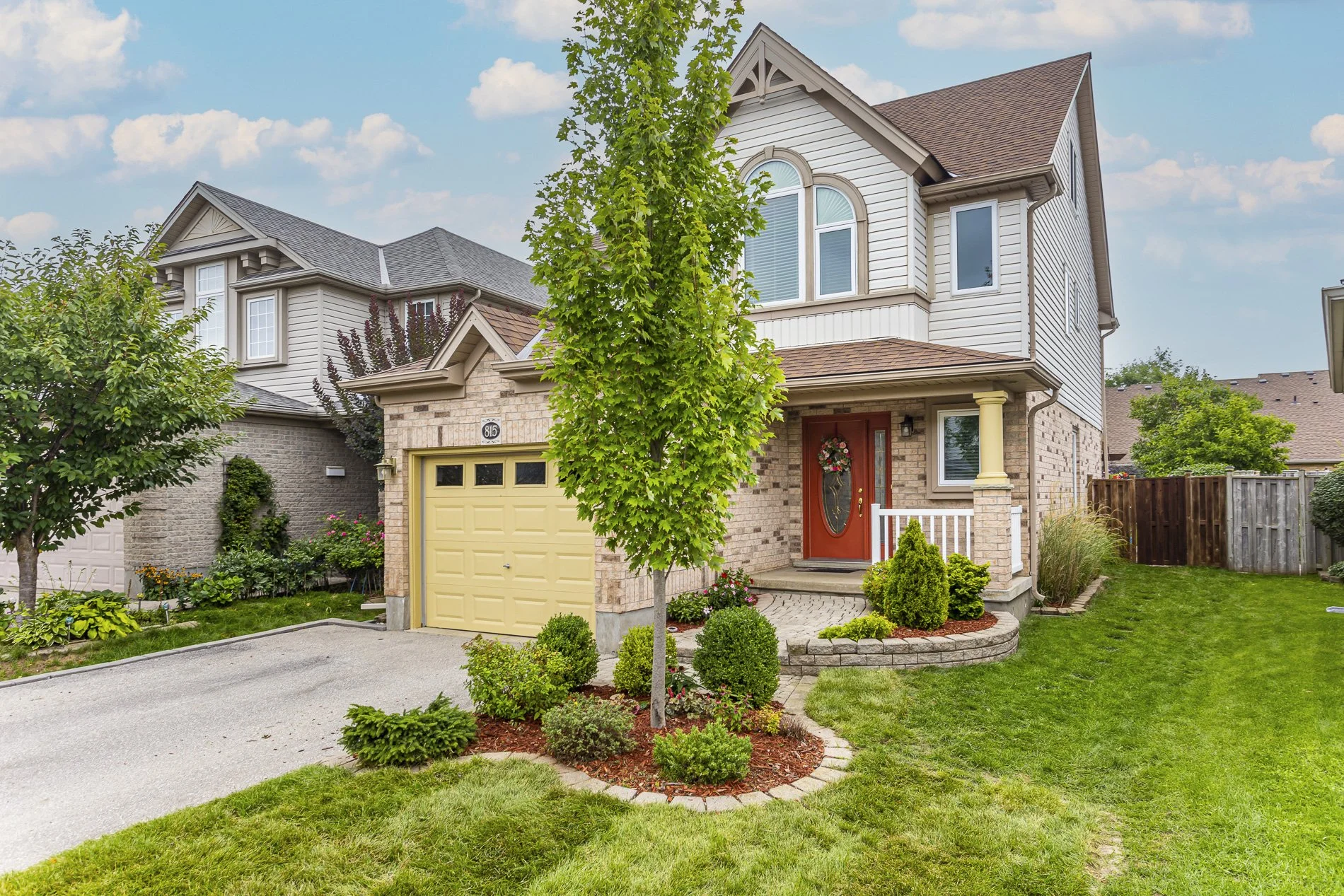 815 Whetherfield St_03.jpg