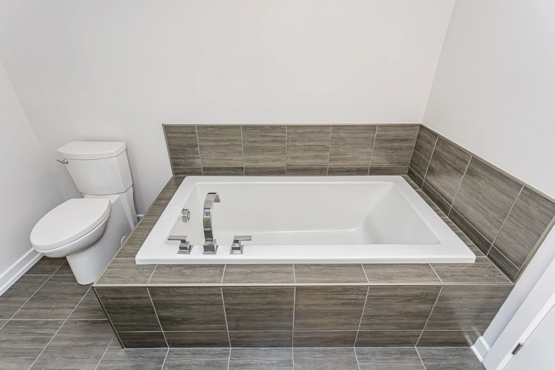 63 Acorn Trail_27.jpg