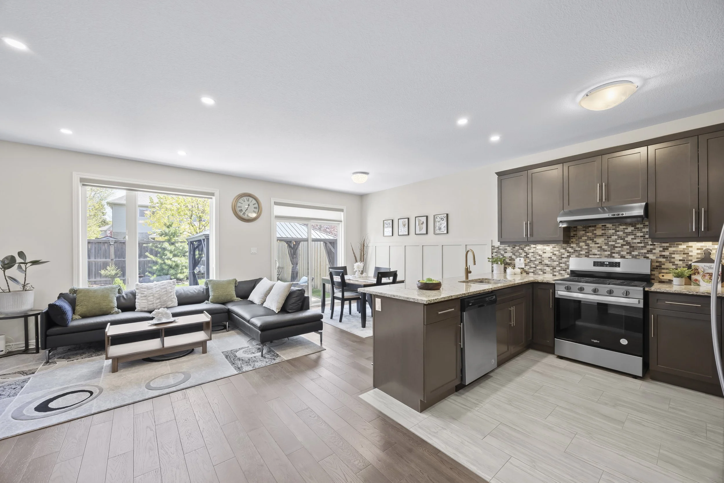 1727 Valhalla St -10.JPG