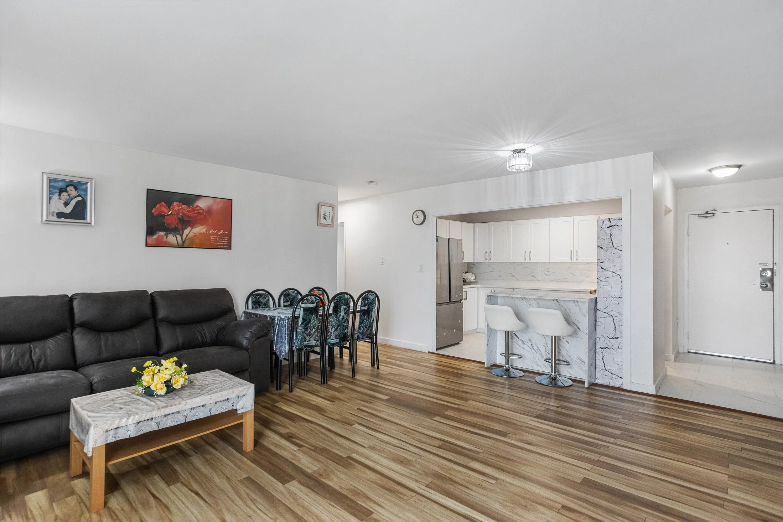 1104 - 583 Mornington Ave -12.JPG