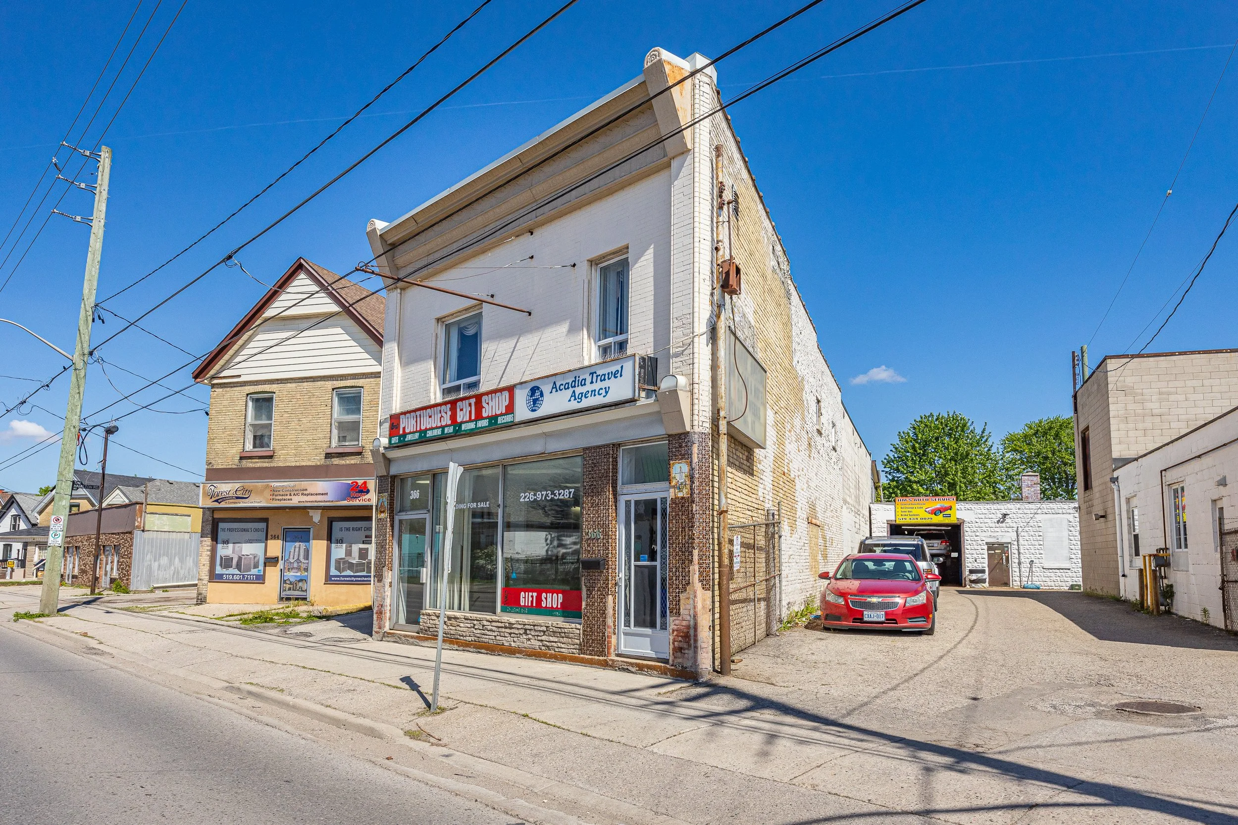 366 Hamilton Rd -04.jpg